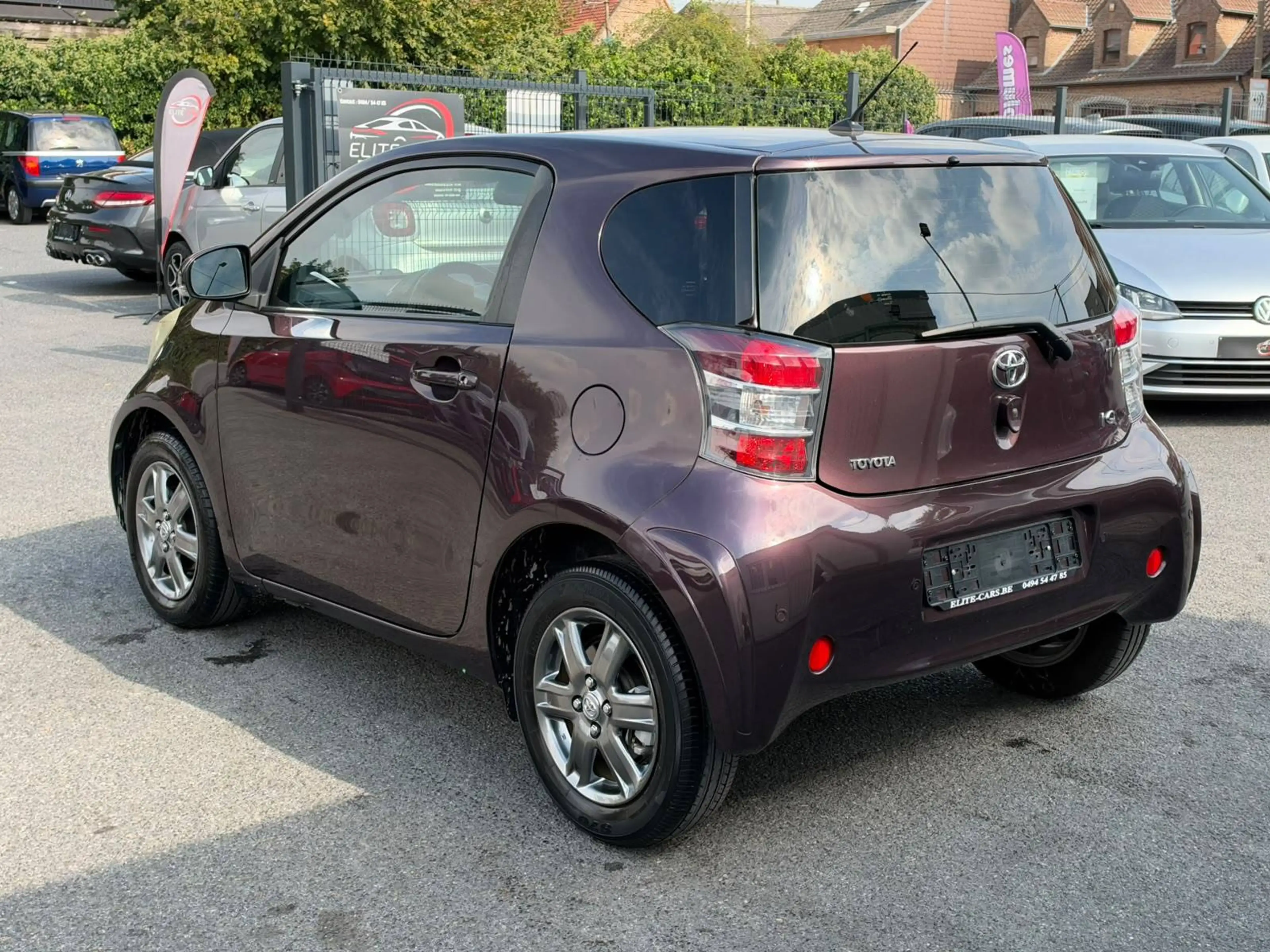 Toyota iQ iQ 1.0i VVT-i / AUTOMATIQUE / CLIM / PDC / LEZ OK !! — photo 8