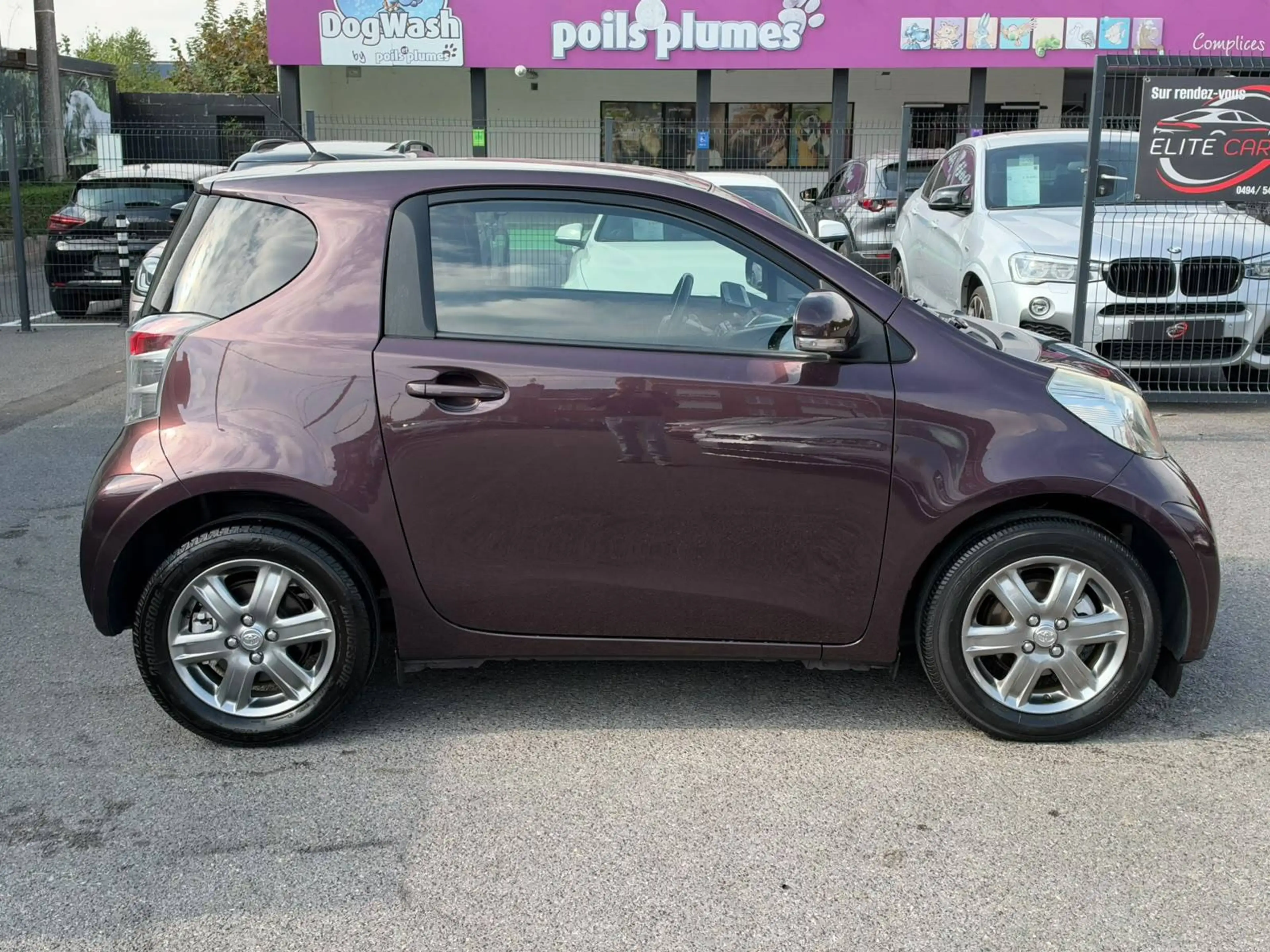 Toyota iQ iQ 1.0i VVT-i / AUTOMATIQUE / CLIM / PDC / LEZ OK !! — photo 4