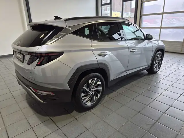 Hyundai Tucson view 5