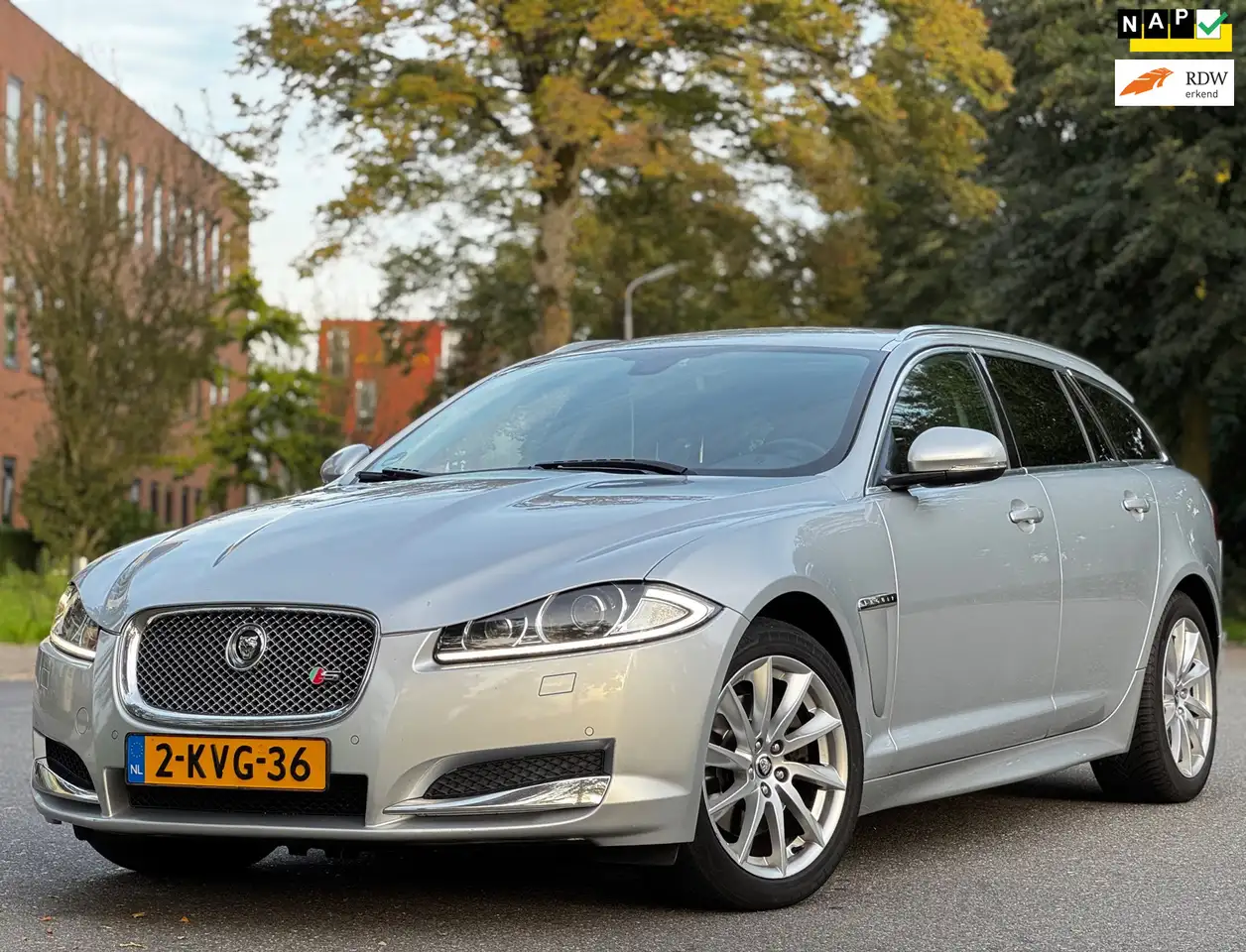 Jaguar XF