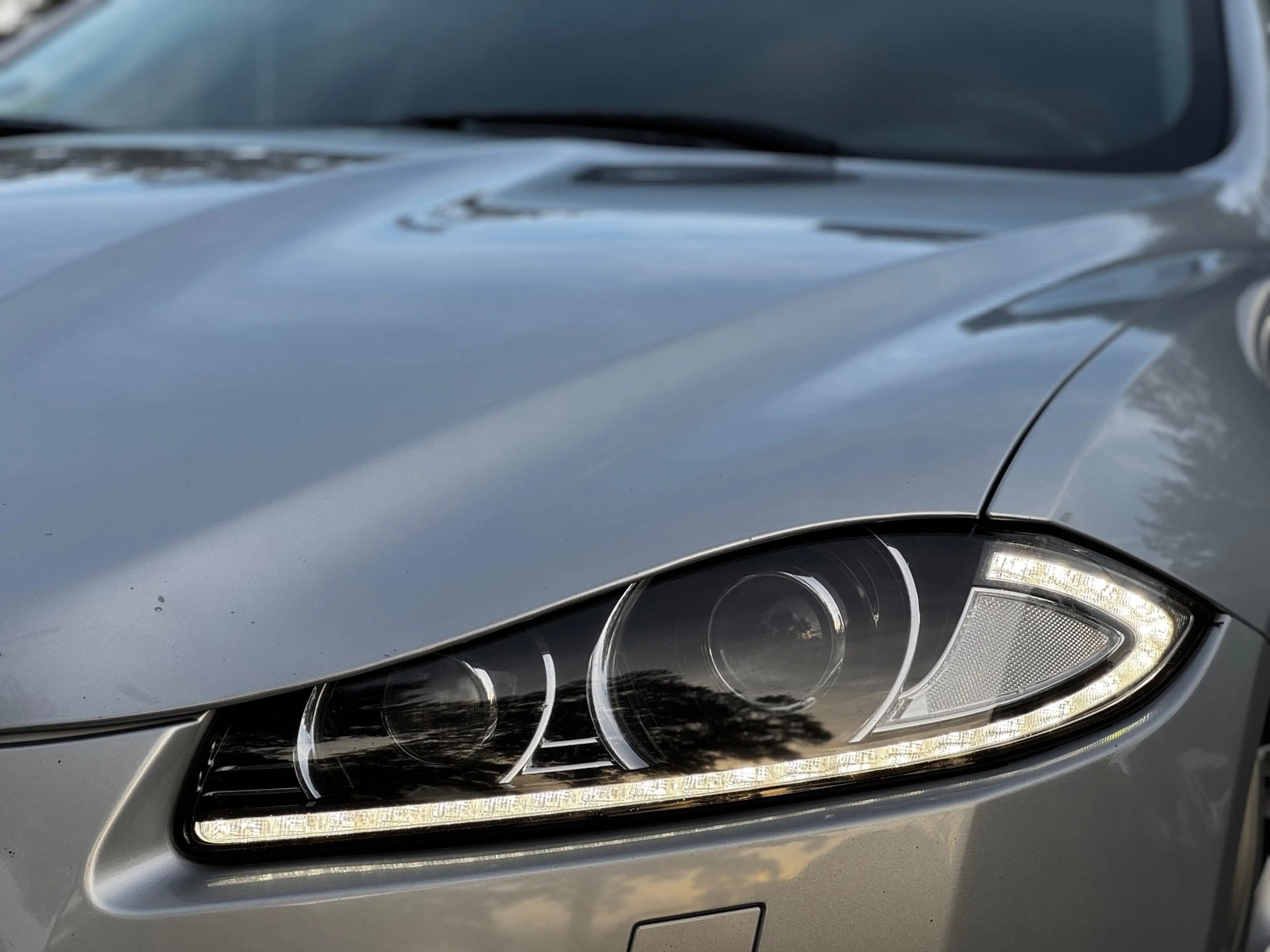 Jaguar XF Sportbrake 2.2D S Premium Business Edition|AUT|XEN — photo 5