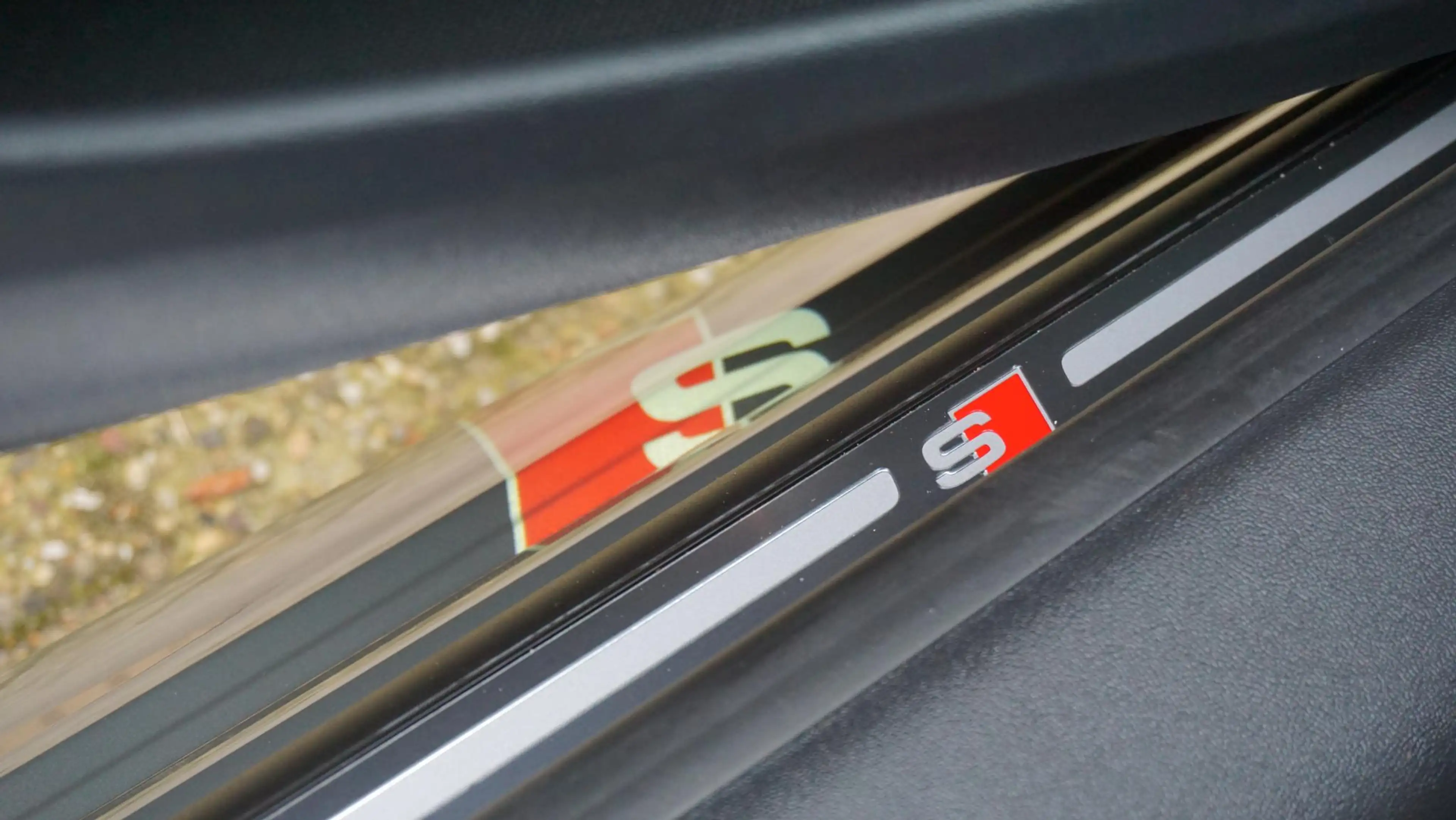 Audi TT 40 TFSI Competition 2x S-line *Black Exclusive* RS — photo 37