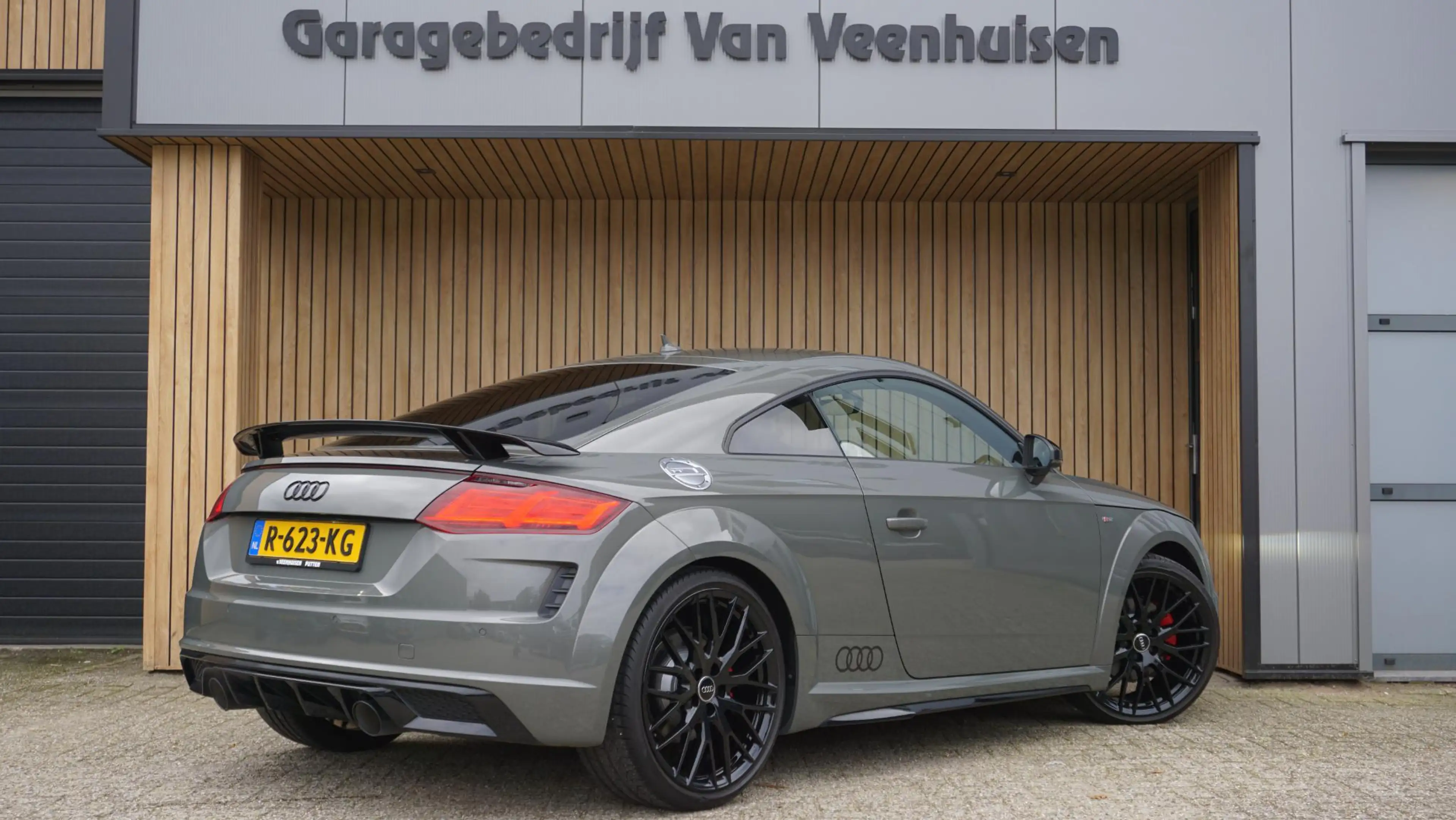 Audi TT 40 TFSI Competition 2x S-line *Black Exclusive* RS — photo 6