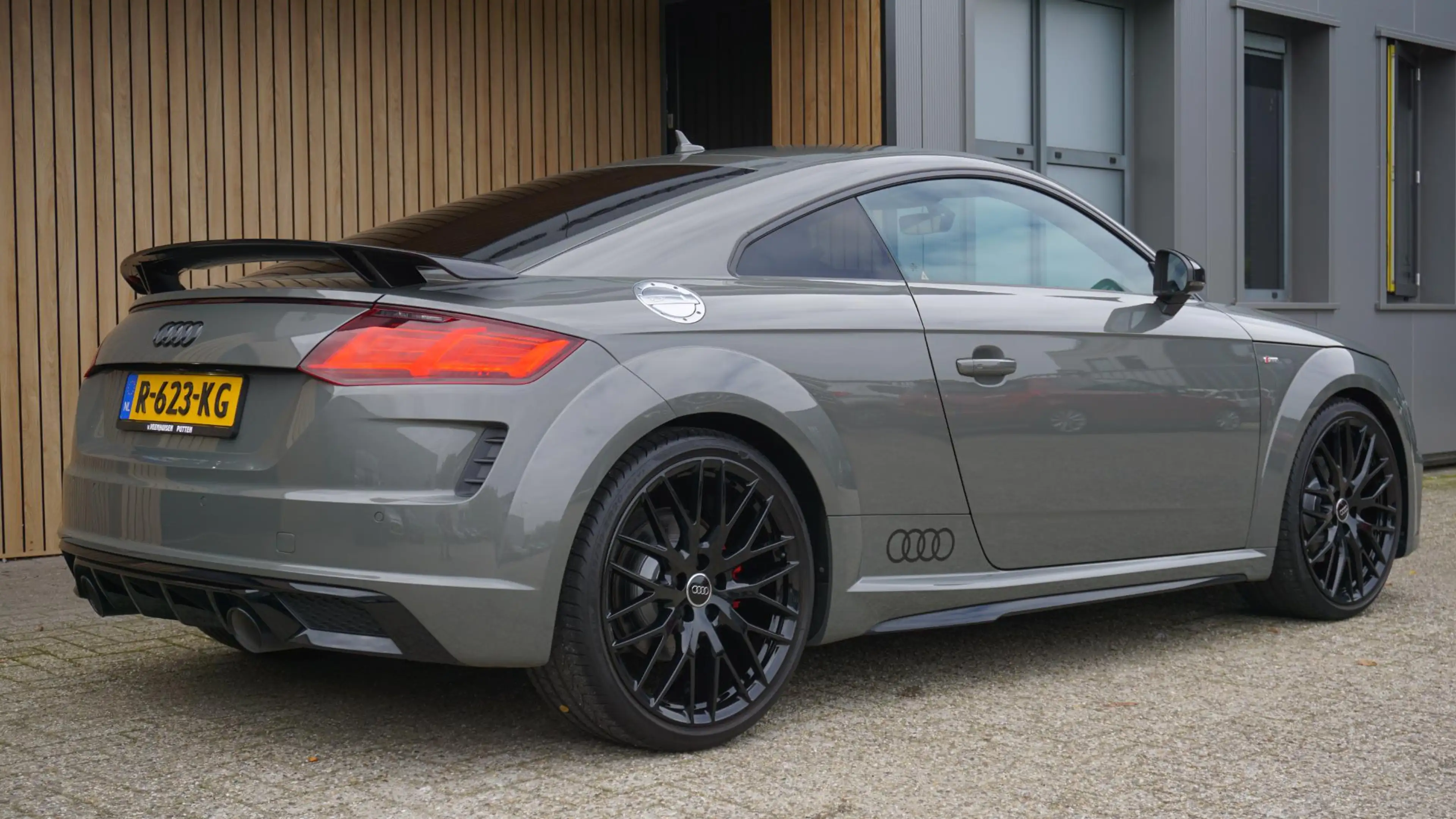 Audi TT 40 TFSI Competition 2x S-line *Black Exclusive* RS — photo 5