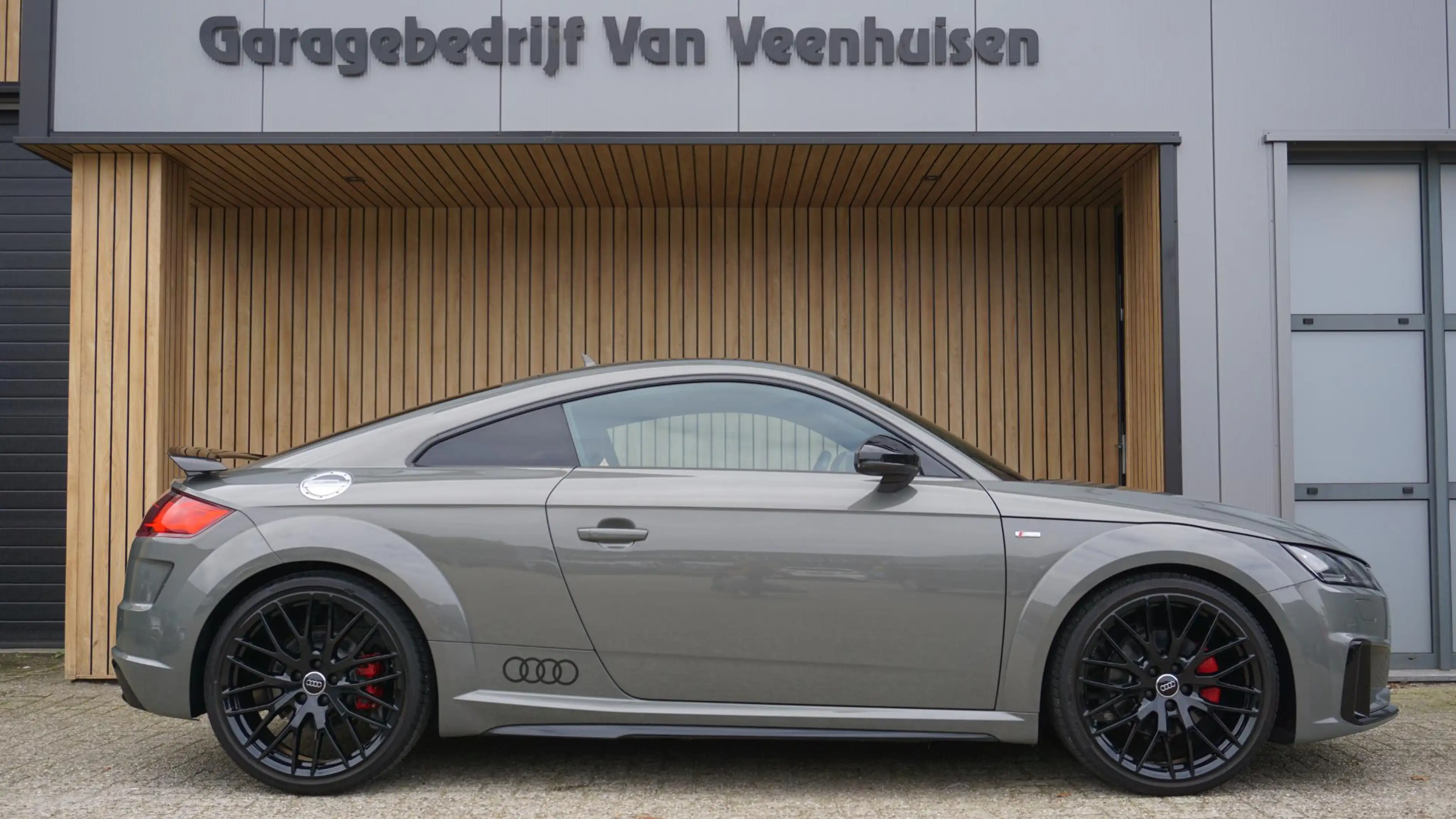 Audi TT 40 TFSI Competition 2x S-line *Black Exclusive* RS — photo 3