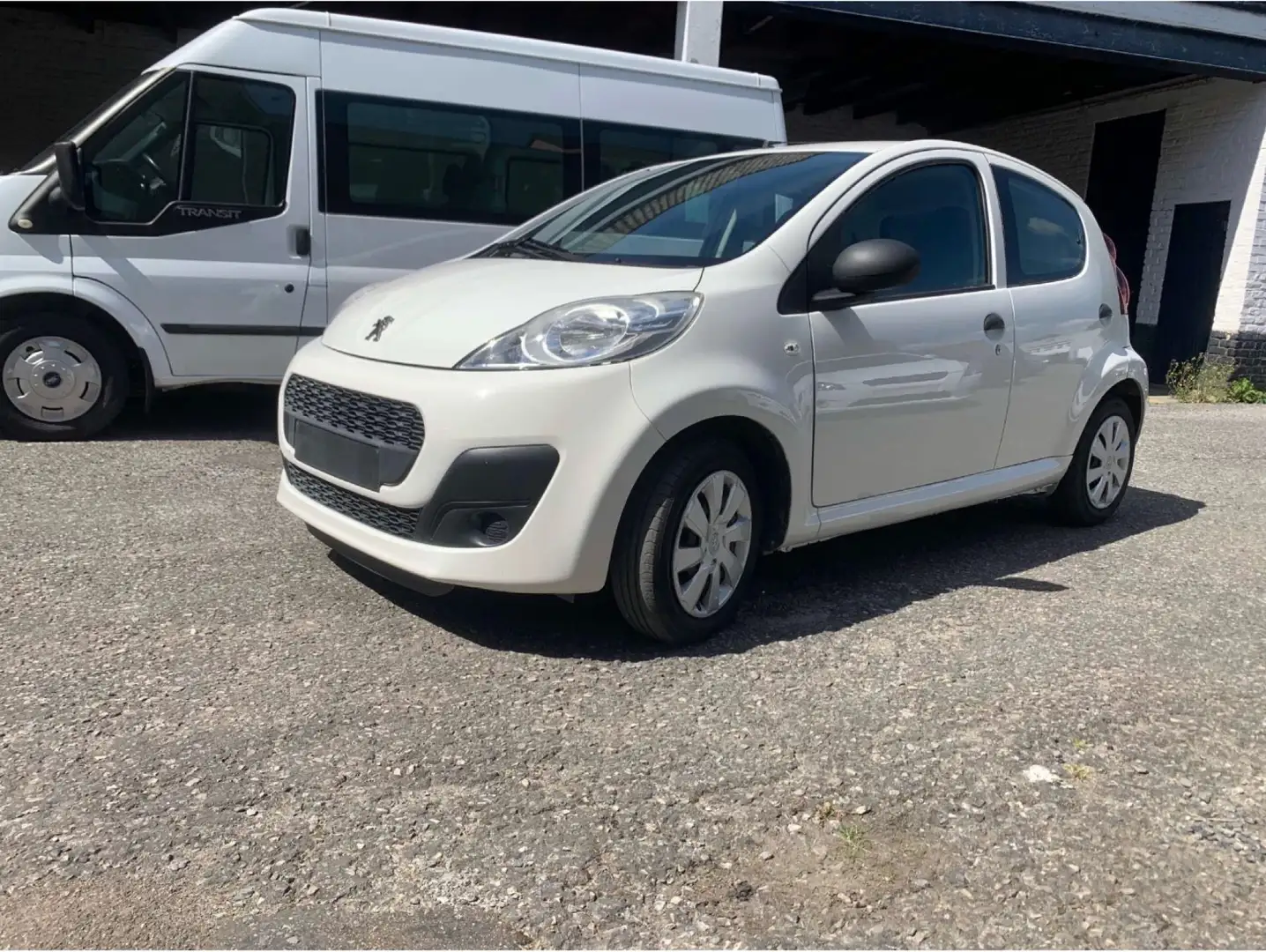 Peugeot 107 1.0i Active 12 mois de garantie Bílá - 1