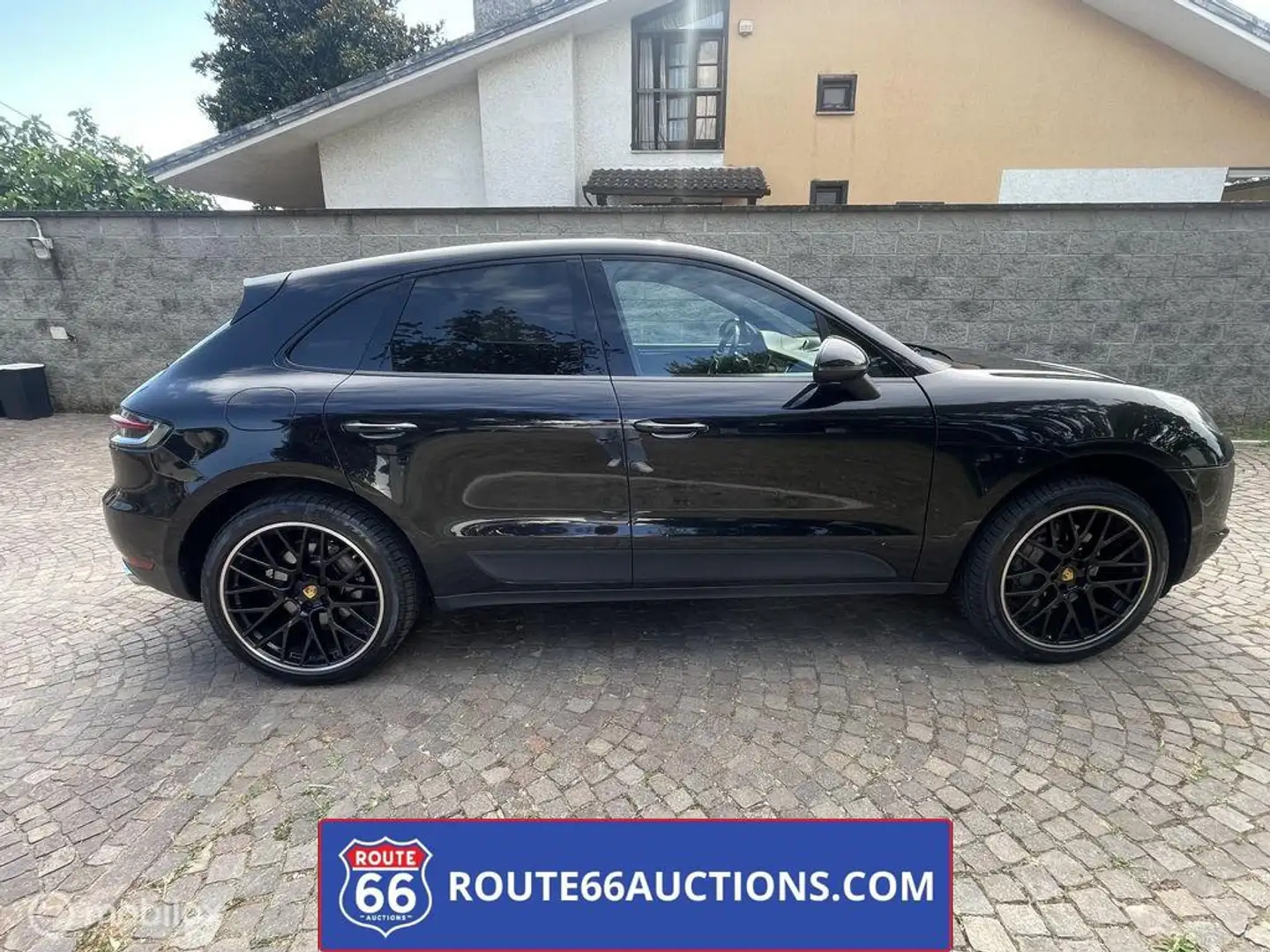 Porsche Macan S | 2020 | Route 66 Auctions Schwarz - 1