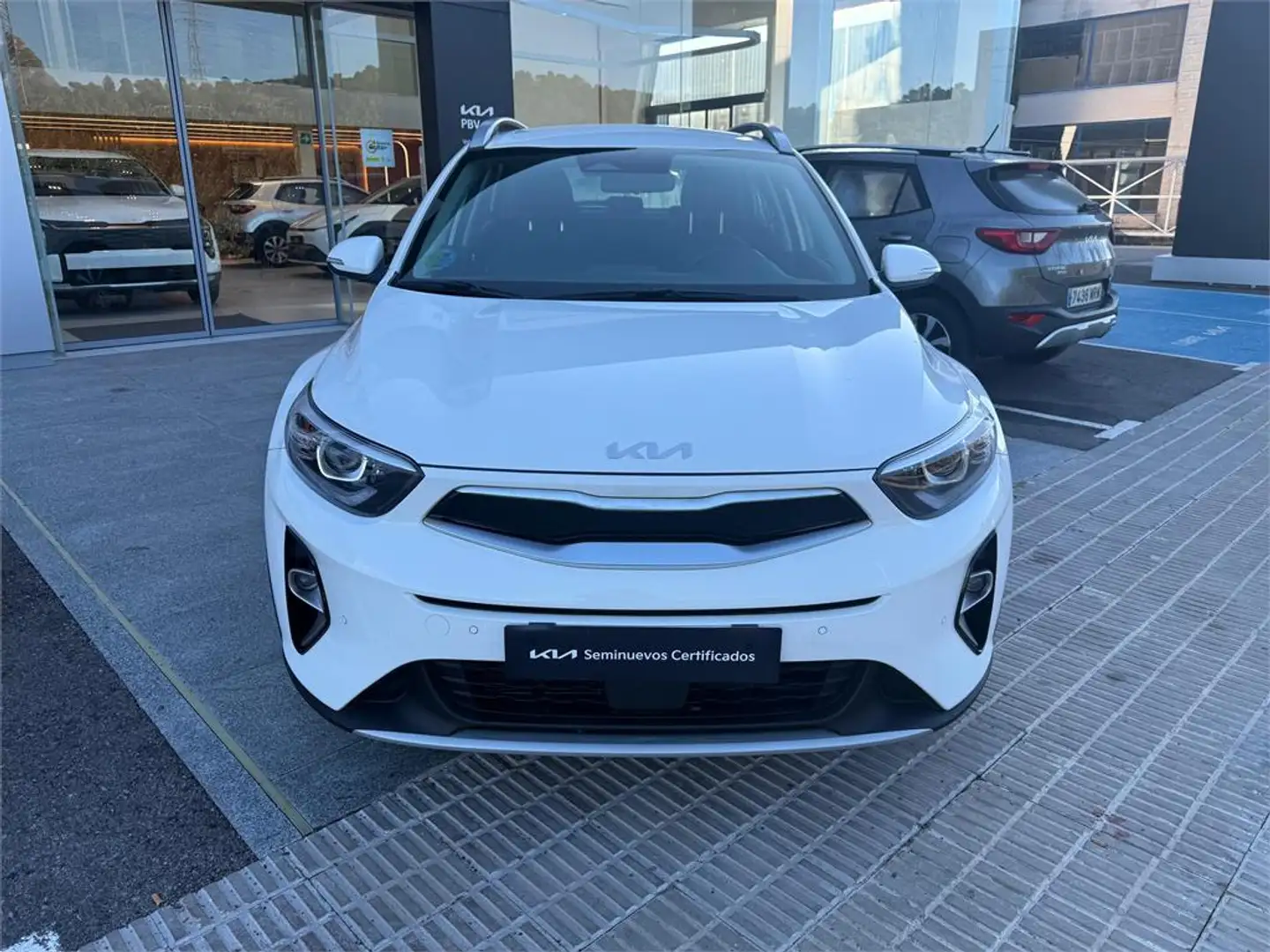 Kia Stonic 1.0 T-GDi MHEV Drive 100 - 2
