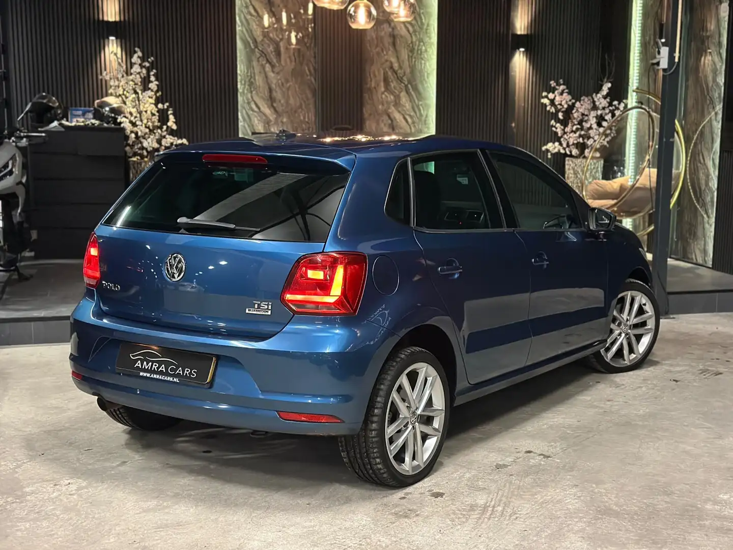 Volkswagen Polo 1.2 TSI Highline DSG Bleu - 2