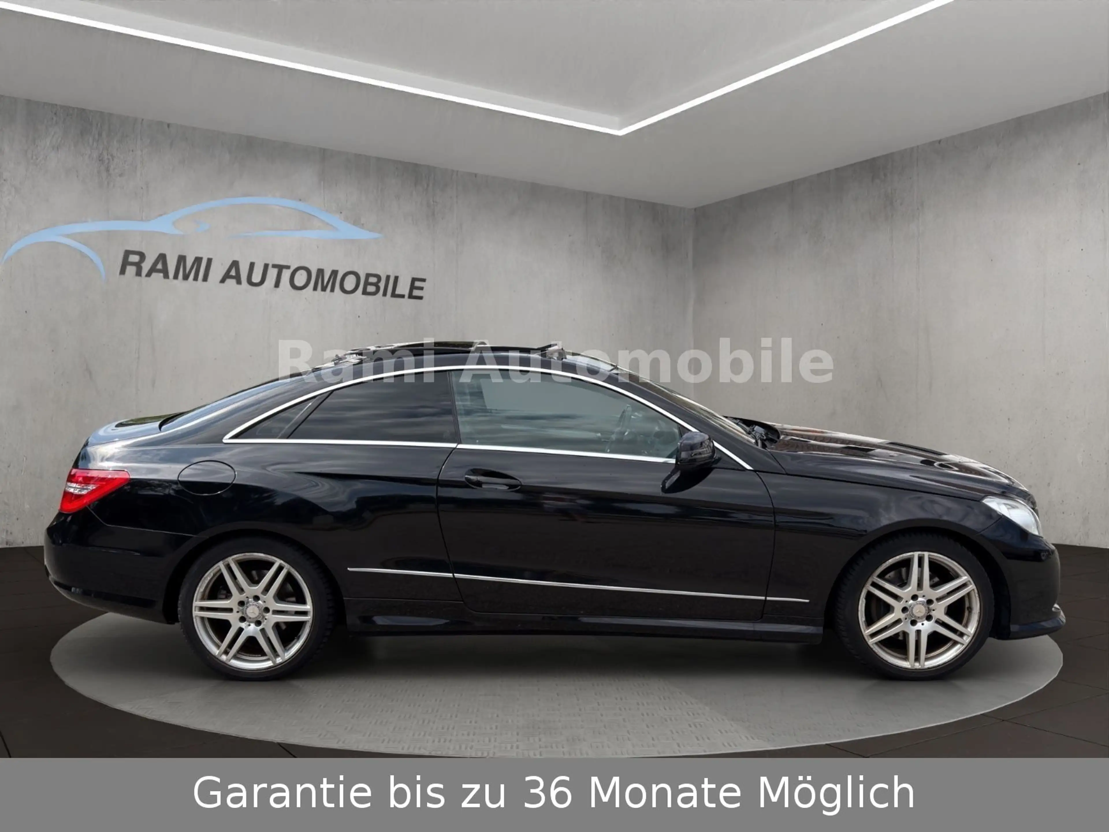 Mercedes-Benz E 250 E Coupe E 250 CGI AMG -Line//Service Neu// — photo 4