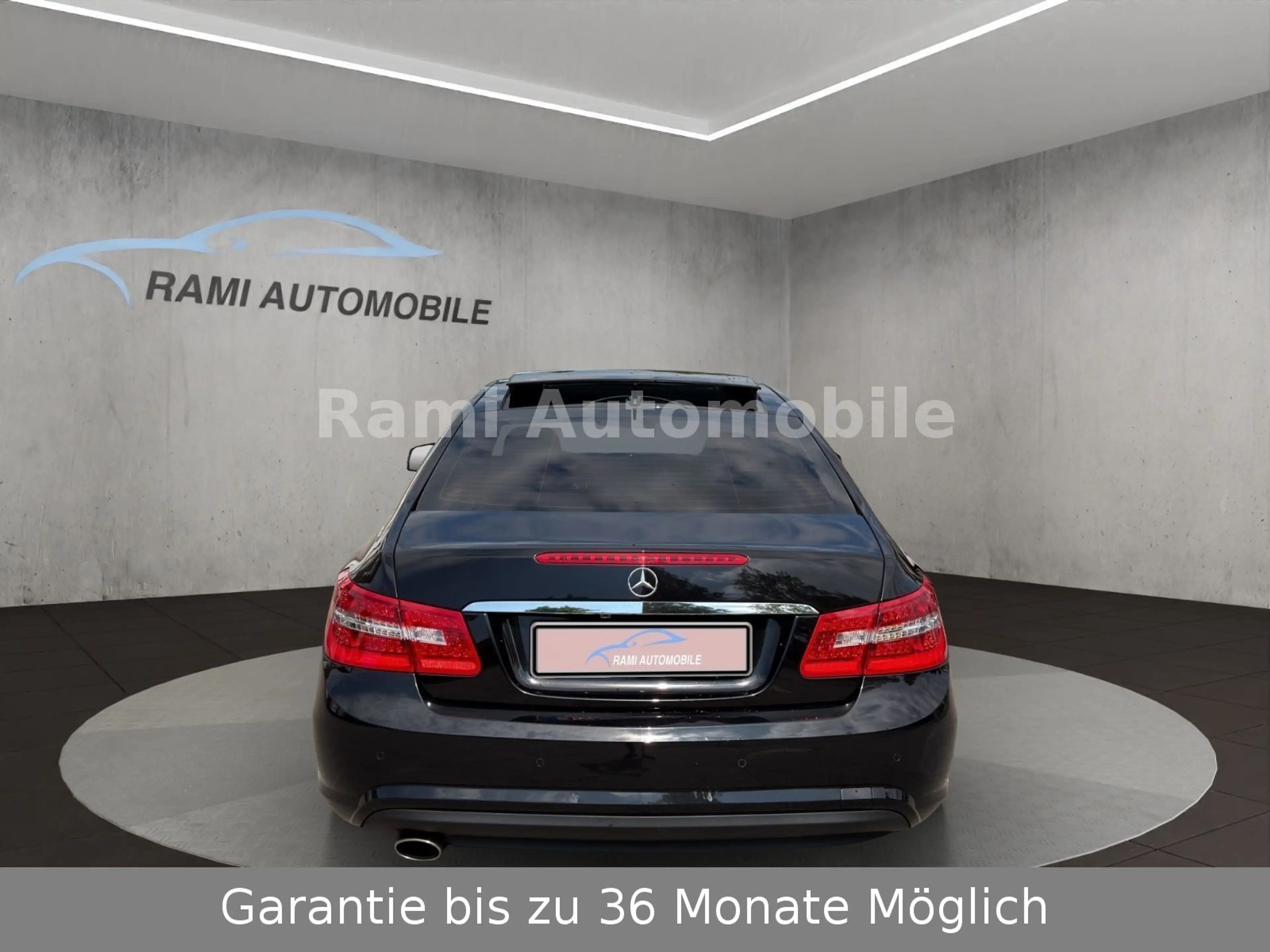Mercedes-Benz E 250 E Coupe E 250 CGI AMG -Line//Service Neu// — photo 7