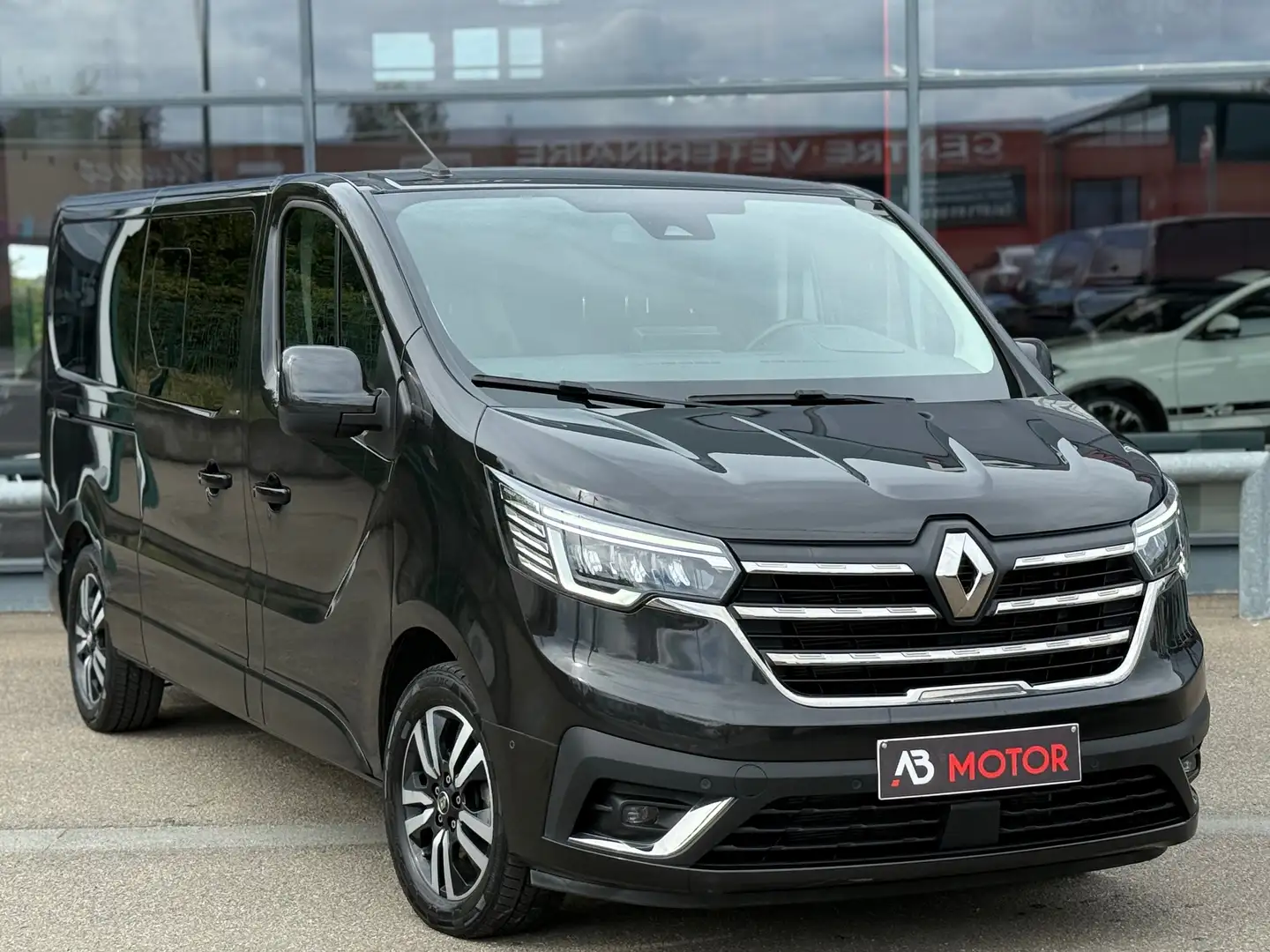 Renault Trafic 2.0 dCi SPACECLASS XL 170CV AUTO 7PL ACC GPS CAMER Noir - 1
