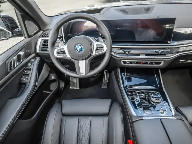 BMW X5 view 12