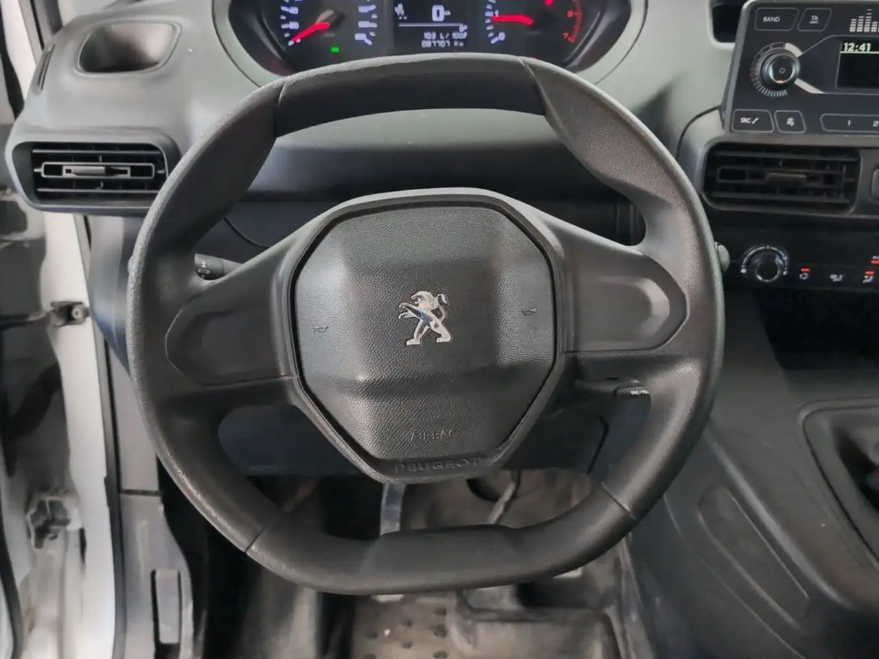 2022 Peugeot Partner 1.5BlueHDI S&S Pro Standard 600kg 100, photograph 10
