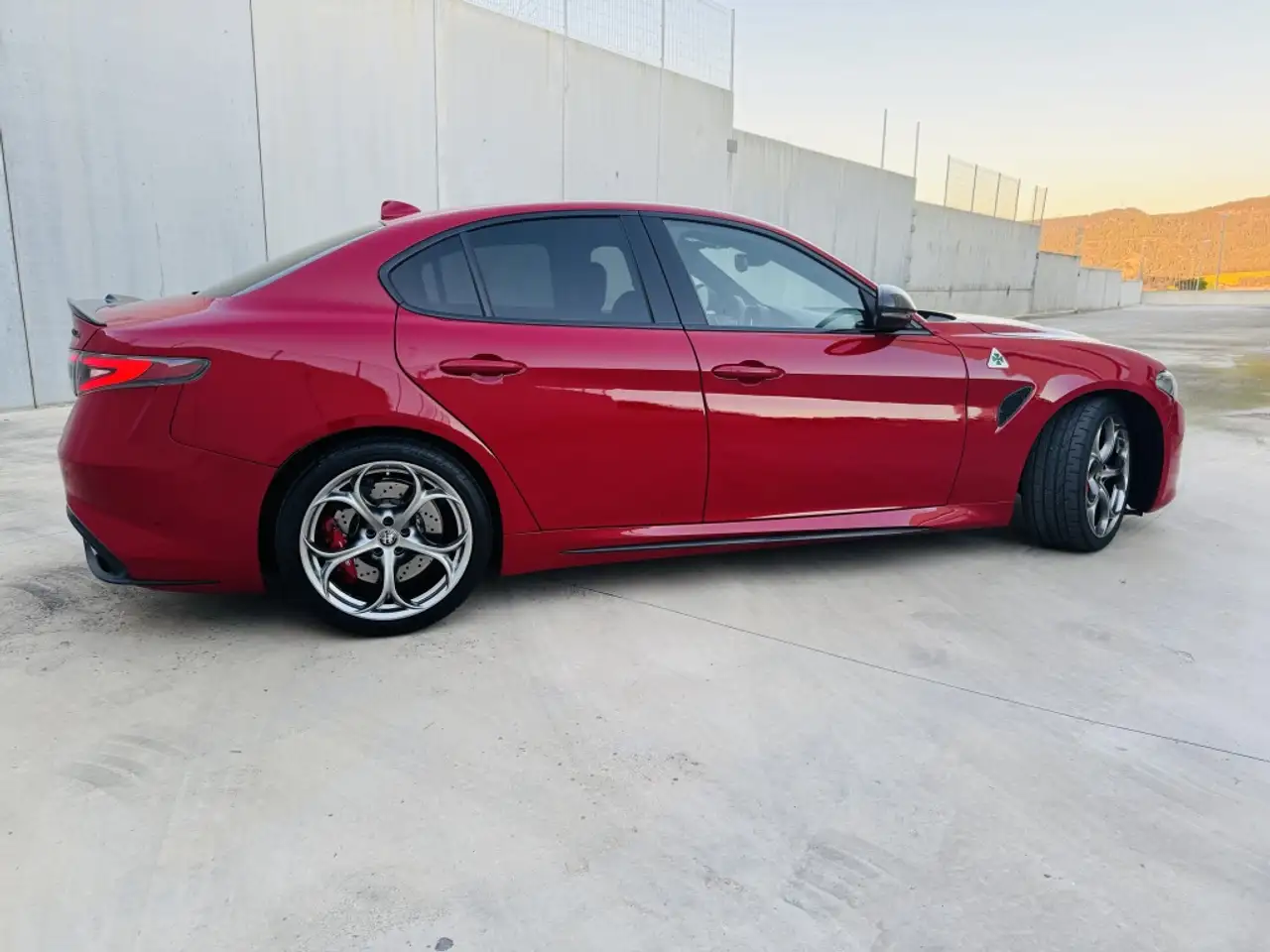 Alfa Romeo Giulia 2021 — фото 7
