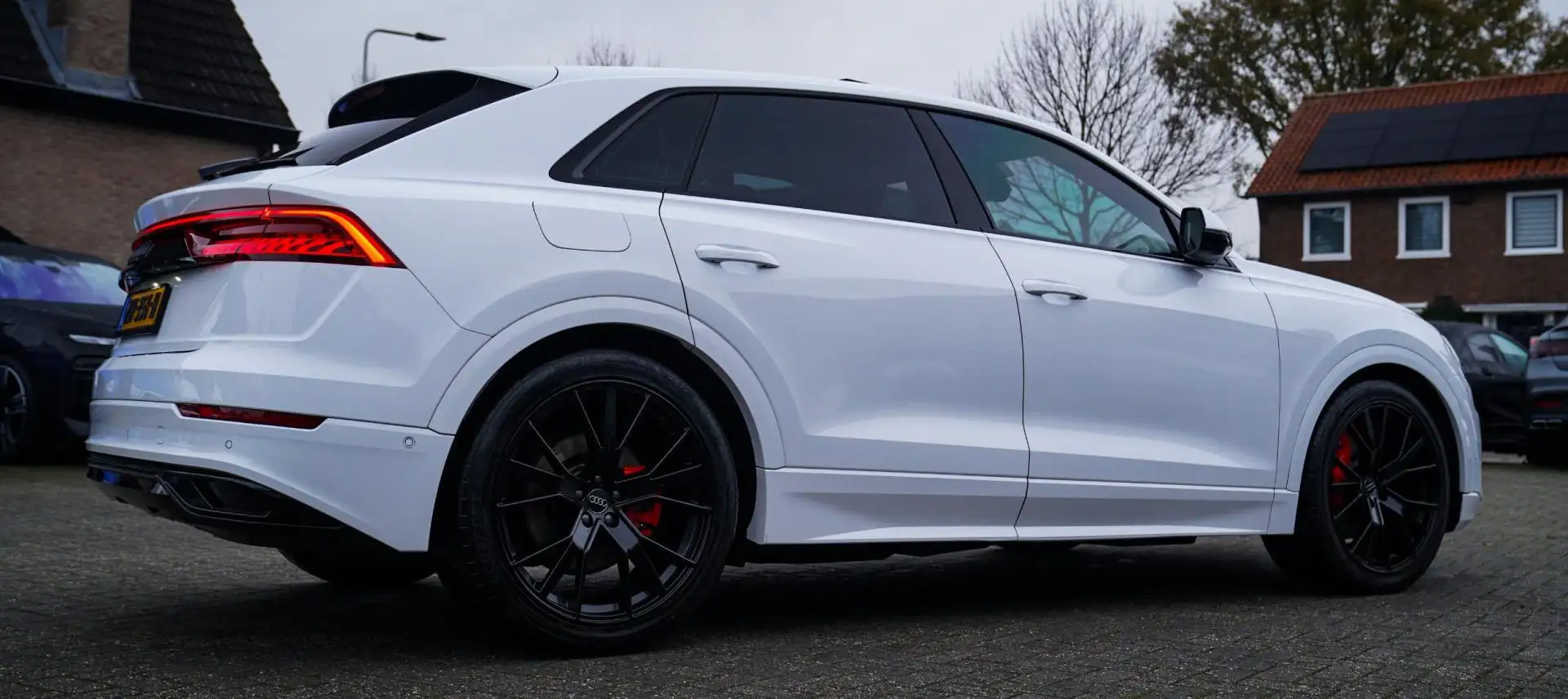 Audi Q8 55 TFSI quattro Pro Line Plus | Stoelverkoeling | Wit - 2