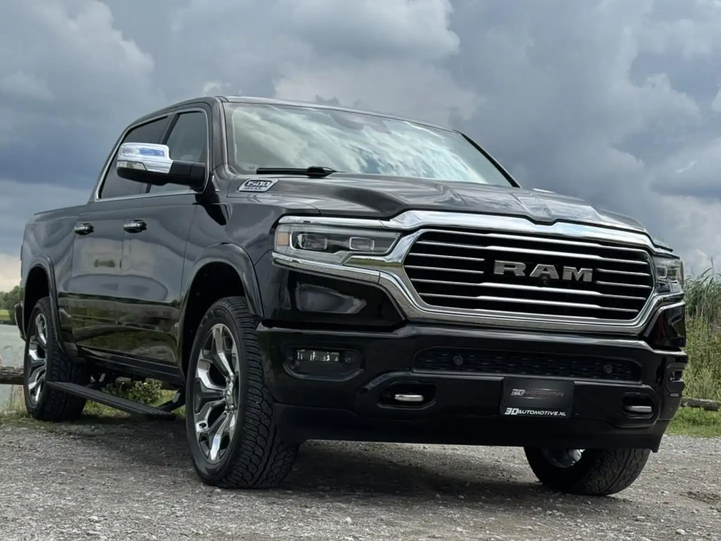Dodge RAM 1500 5.7 V8 4x4 Longhorn, 1e eig, SUPERSTAAT! Zwart - 2