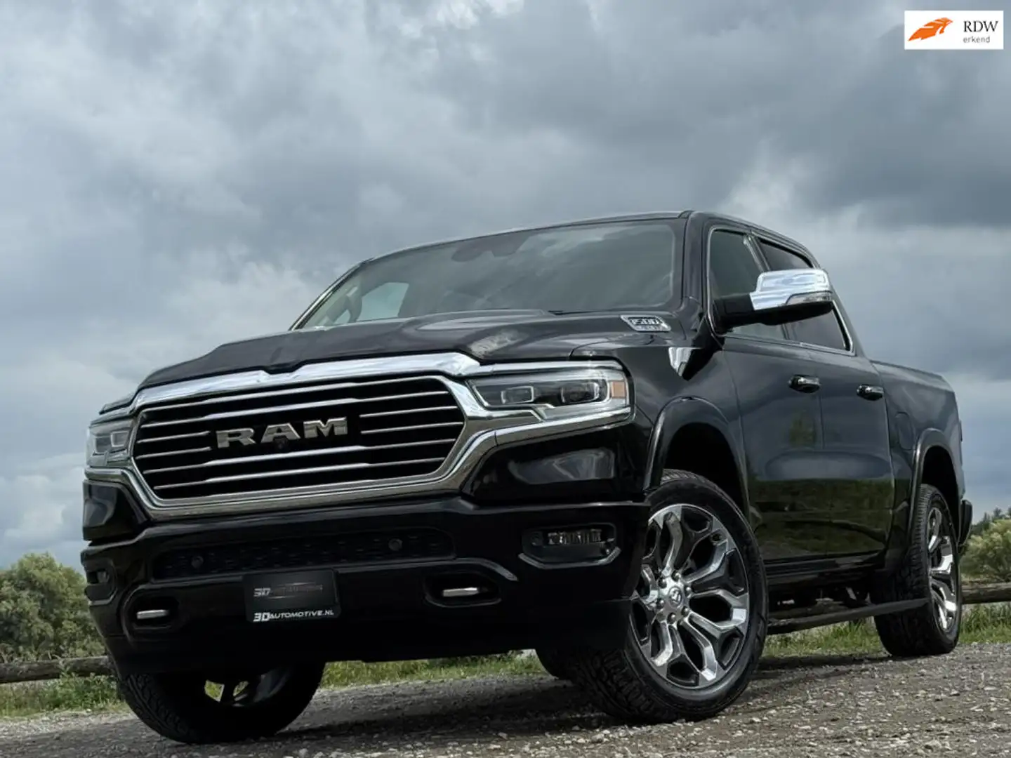 Dodge RAM 1500 5.7 V8 4x4 Longhorn, 1e eig, SUPERSTAAT! Zwart - 1