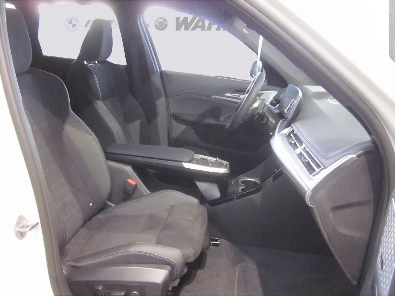 BMW X1 xDrive20d M Sport AHK 19" eSitze HarmanKardon Adap 9