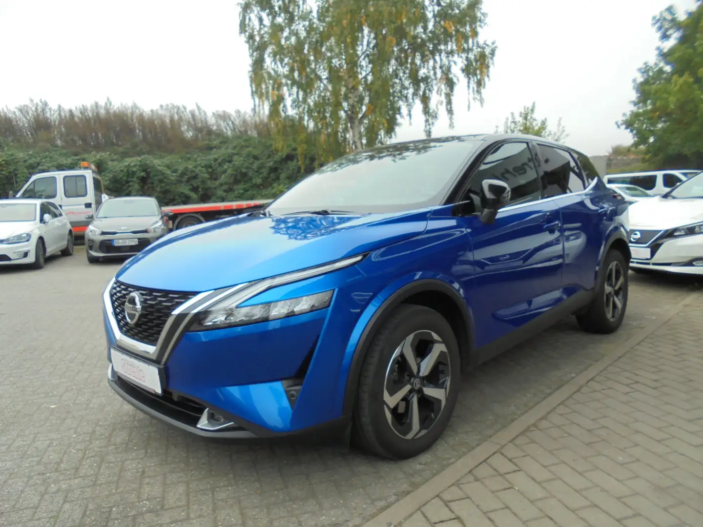 Nissan Qashqai N-Connecta 1.3 DIG-T MHEV Xtronic 4x2 BiColor Bleu - 2