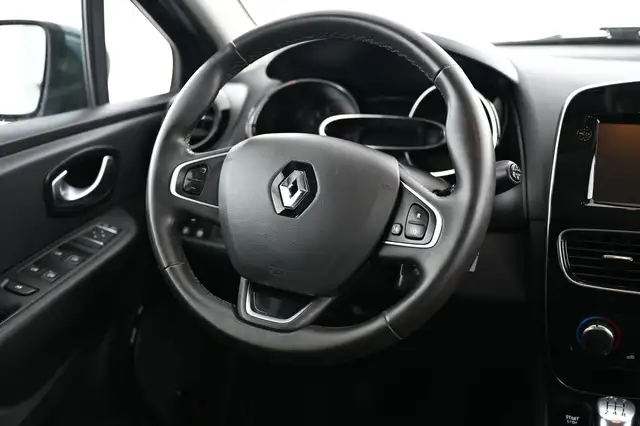 Renault Clio view 19