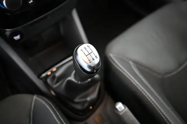 Renault Clio view 27