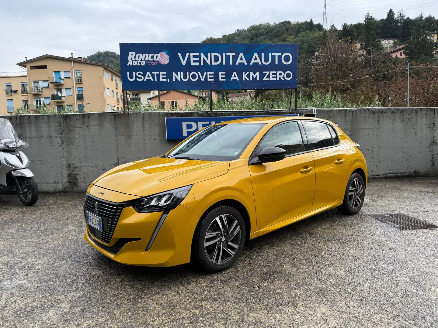 Peugeot 208 208 II 2019 1.2 puretech Allure Pack s Gelb - 2