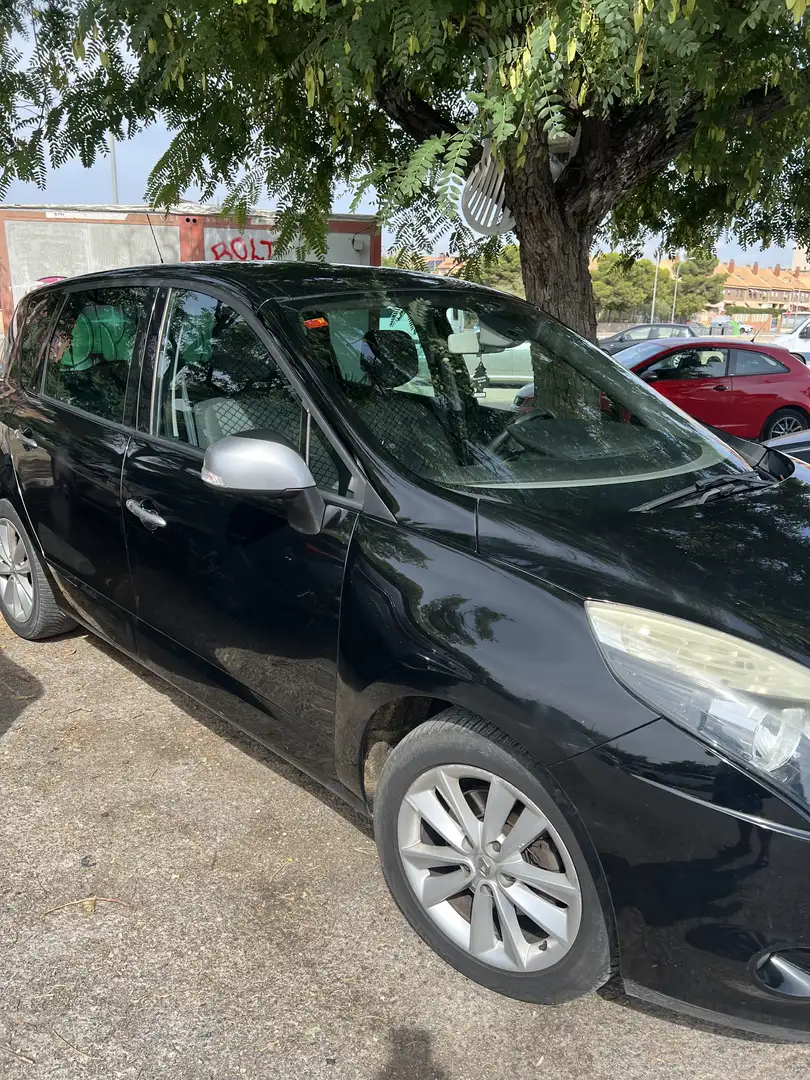Renault Scenic - 1