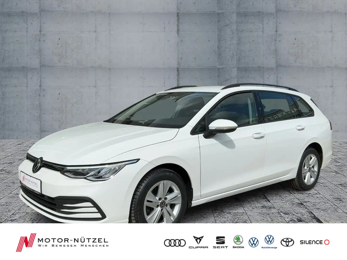 Volkswagen Golf Variant Golf VIII Variant 2.0 TDI DSG LIFE LED+NAV+AHK Bianco - 1