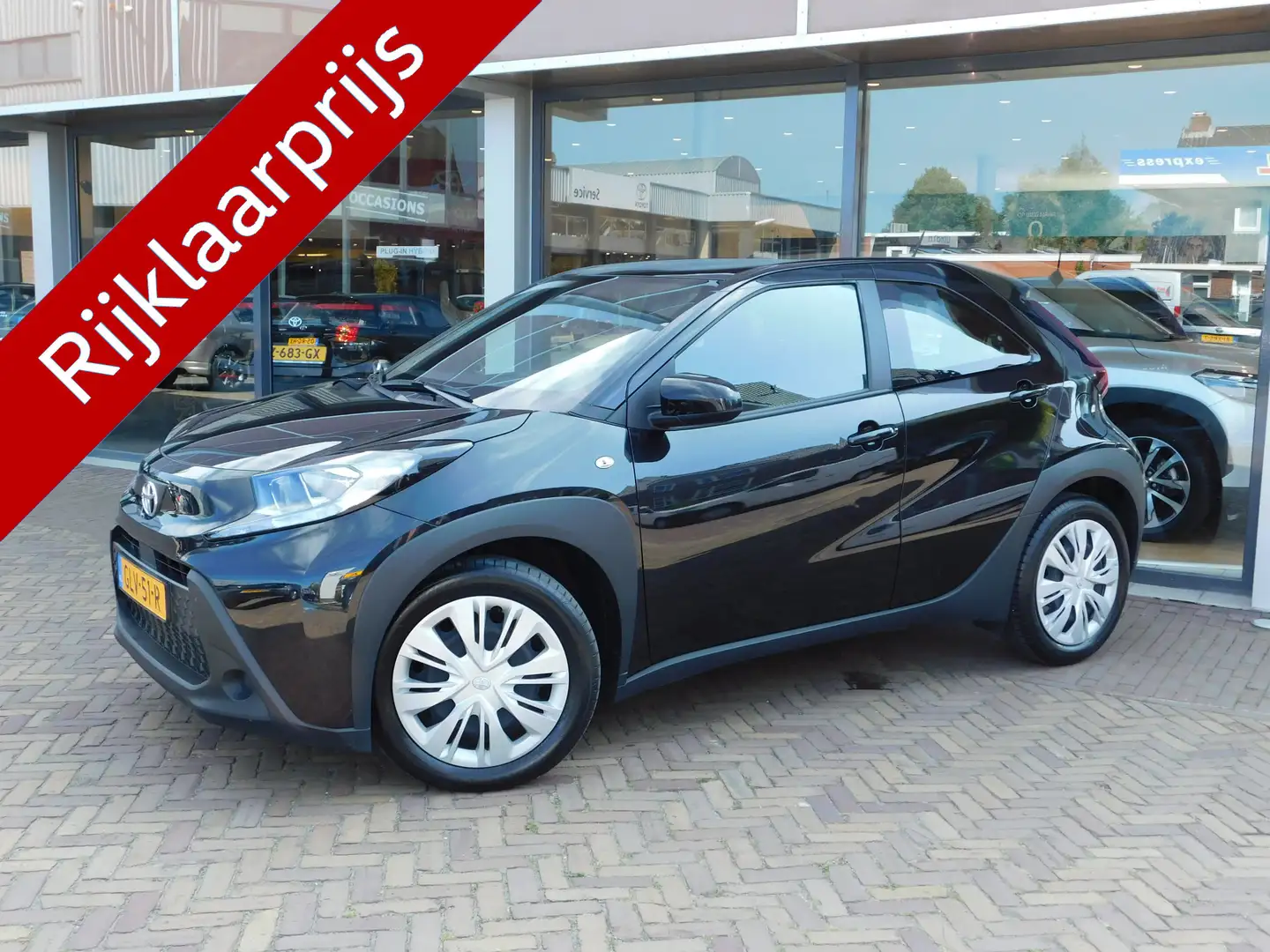 Toyota Aygo X 1.0 VVT-i MT Play Noir - 1