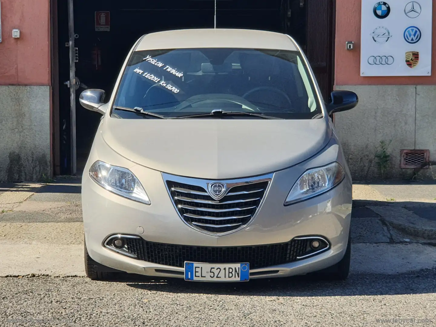 Lancia Ypsilon 0.9 T.Air 85 CV 5p. S&S Argento - 2