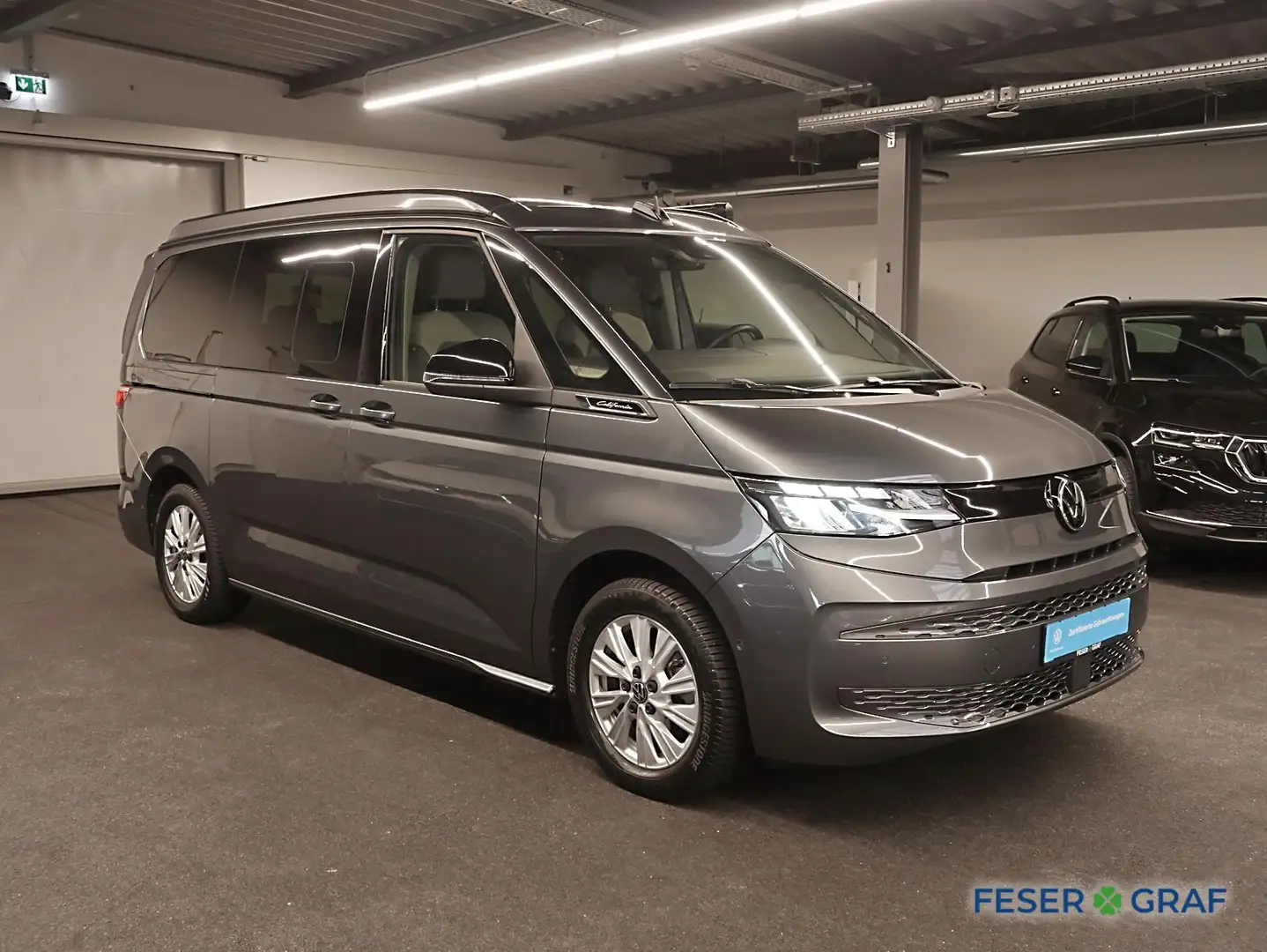 Volkswagen T7 California 2.0 TDI BeachCamper DSG 5Sitze AHK Grau - 2