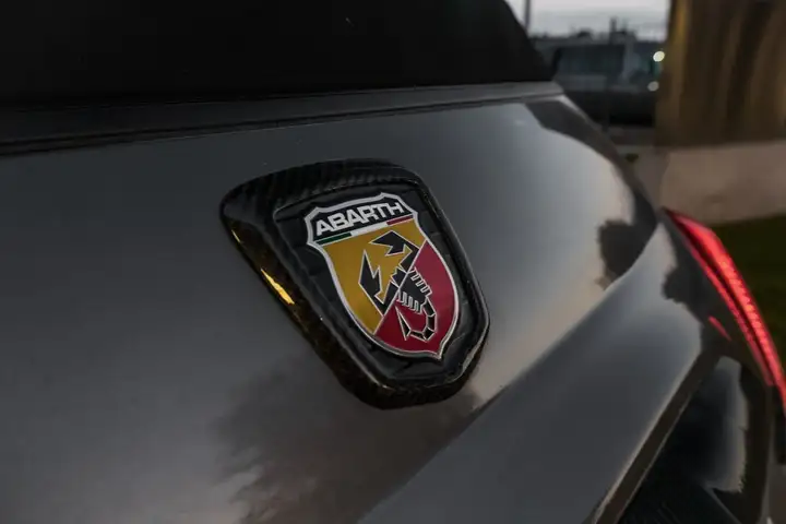 Abarth 595 1.4 T-Jet Competizione 2017, foto 8