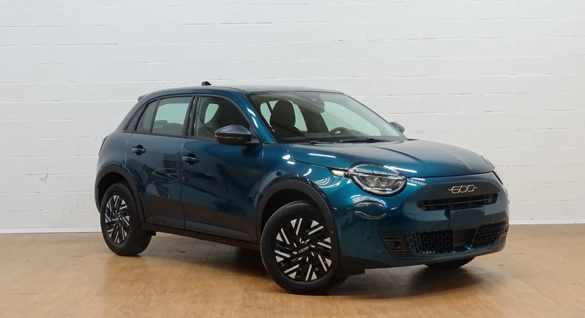 Fiat 600 1.2 Hybrid 136cv DCT Vert - 2