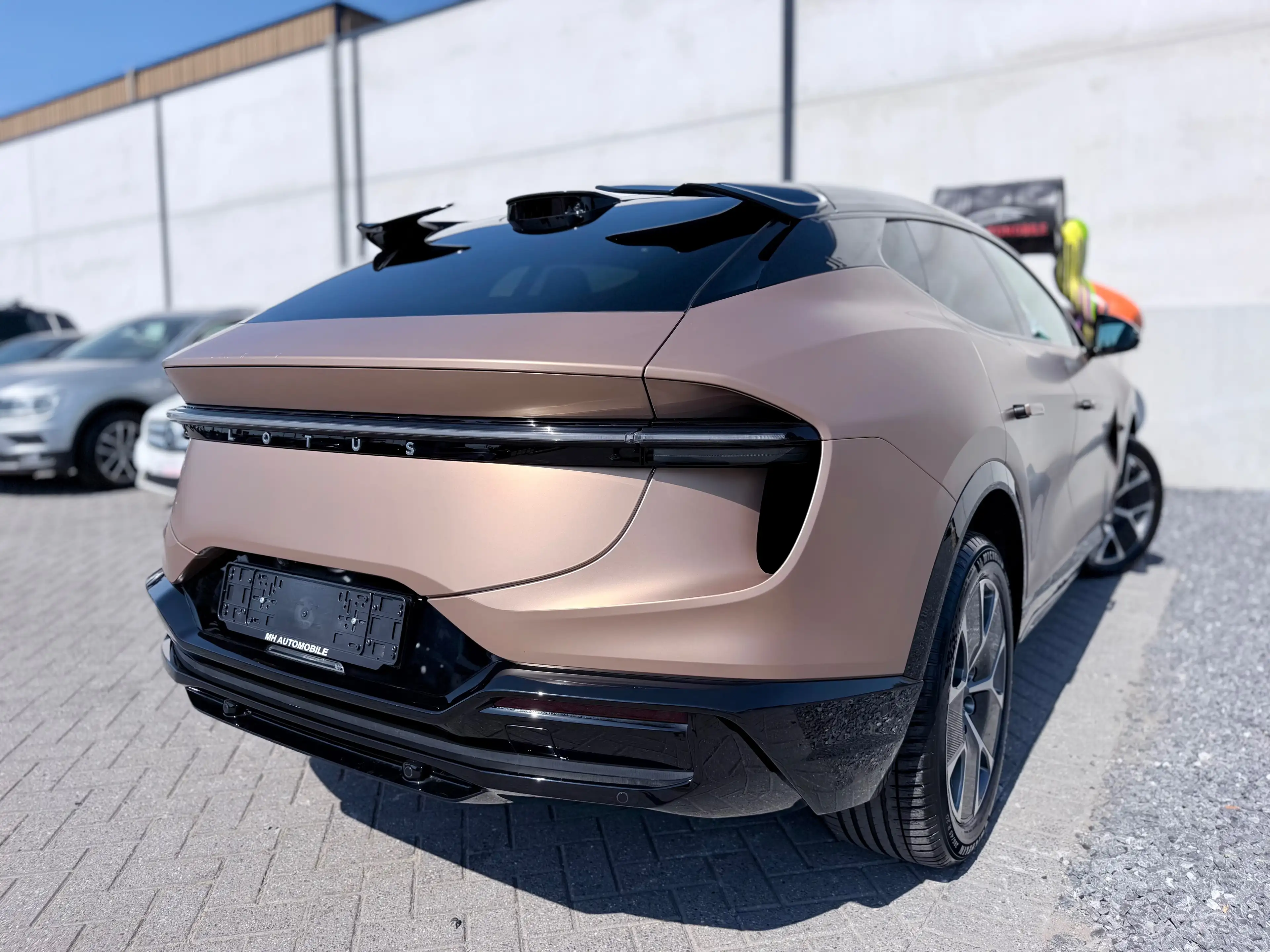 Lotus Eletre 109 kWh 4WD EDS 450 PRIX  NET 56985 — photo 2