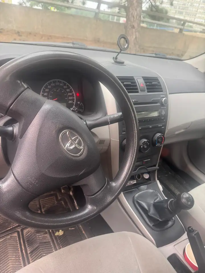 Toyota Corolla photo Toyota Corolla