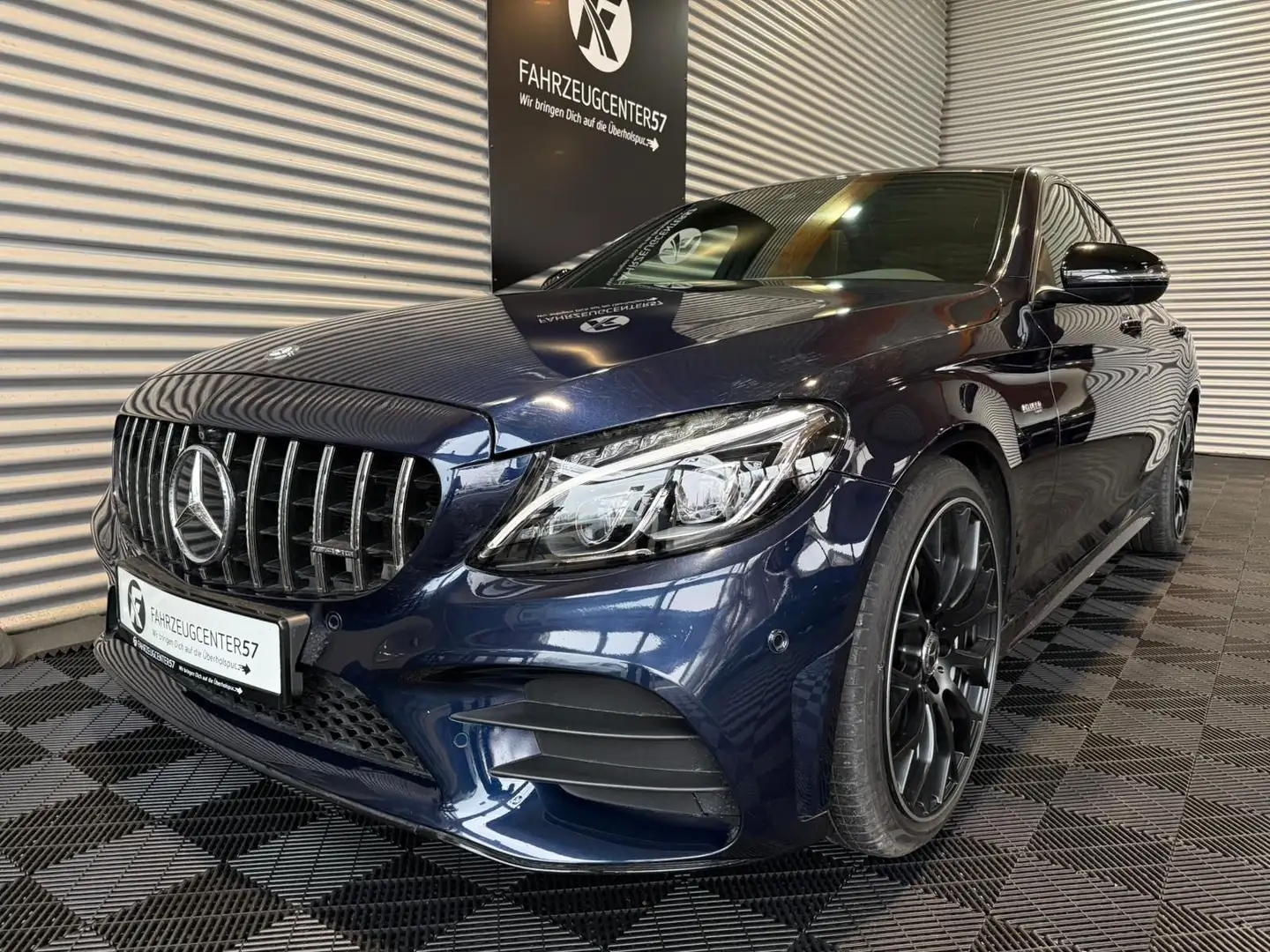 Mercedes-Benz C 43 AMG 4MATIC/BURMESTER/360°/PANO/DESIGNO Bleu - 2