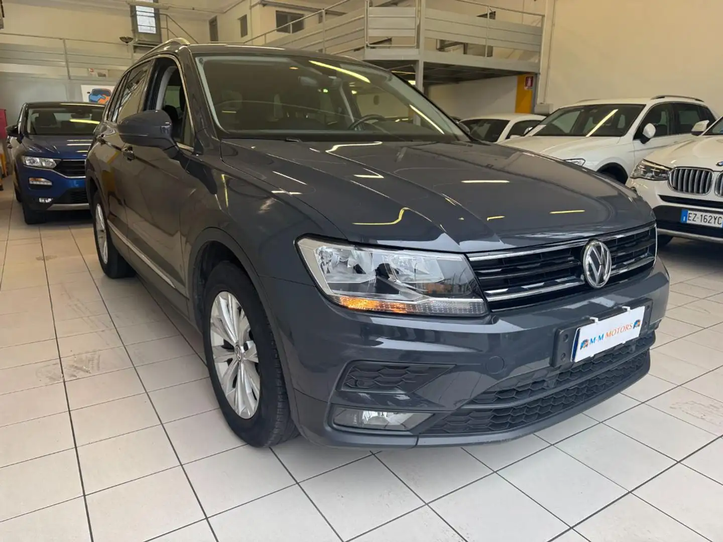 Volkswagen Tiguan 2.0 TDI SCR DSG Advanced BlueMotion Technology Grijs - 1