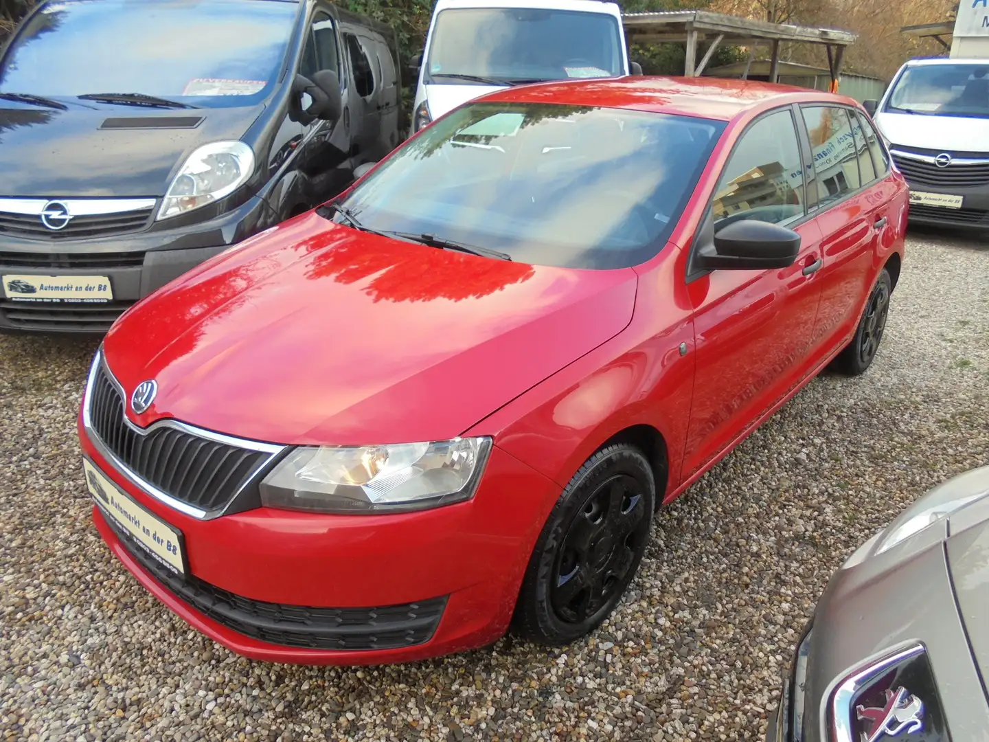 Skoda Rapid/Spaceback Active Rot - 2