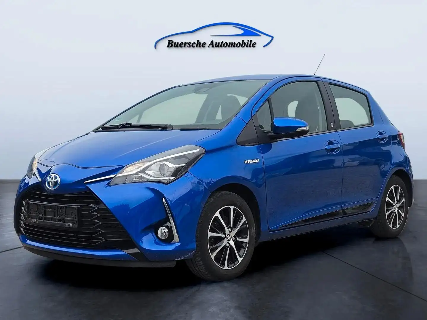 Toyota Yaris Hybrid Team D Navi Automatik Blau - 1