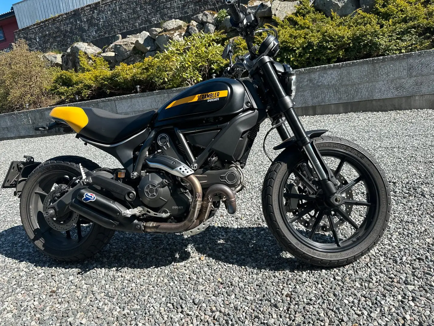 Ducati Scrambler Negru - 1