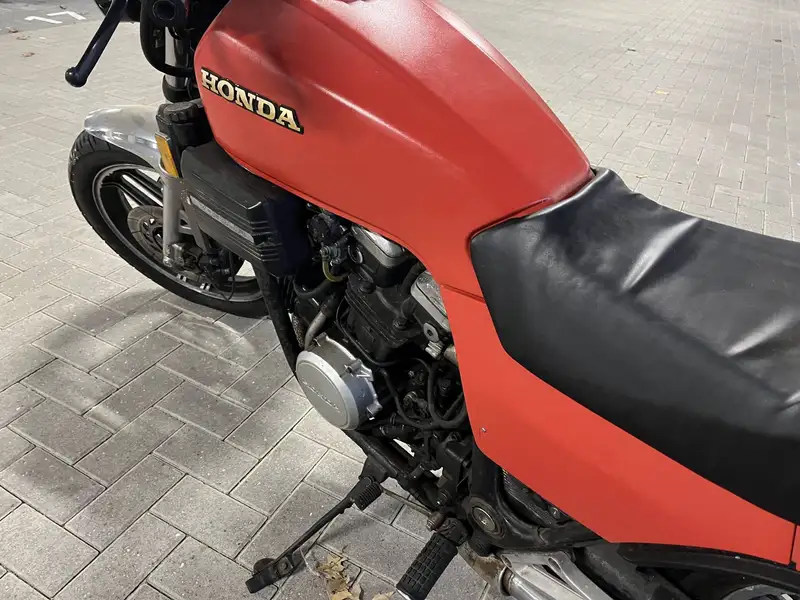 Honda VF 750 - foto 3
