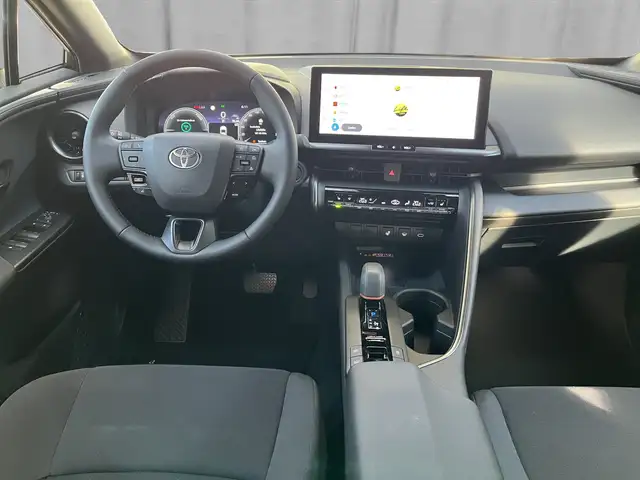 Toyota C-HR view 8