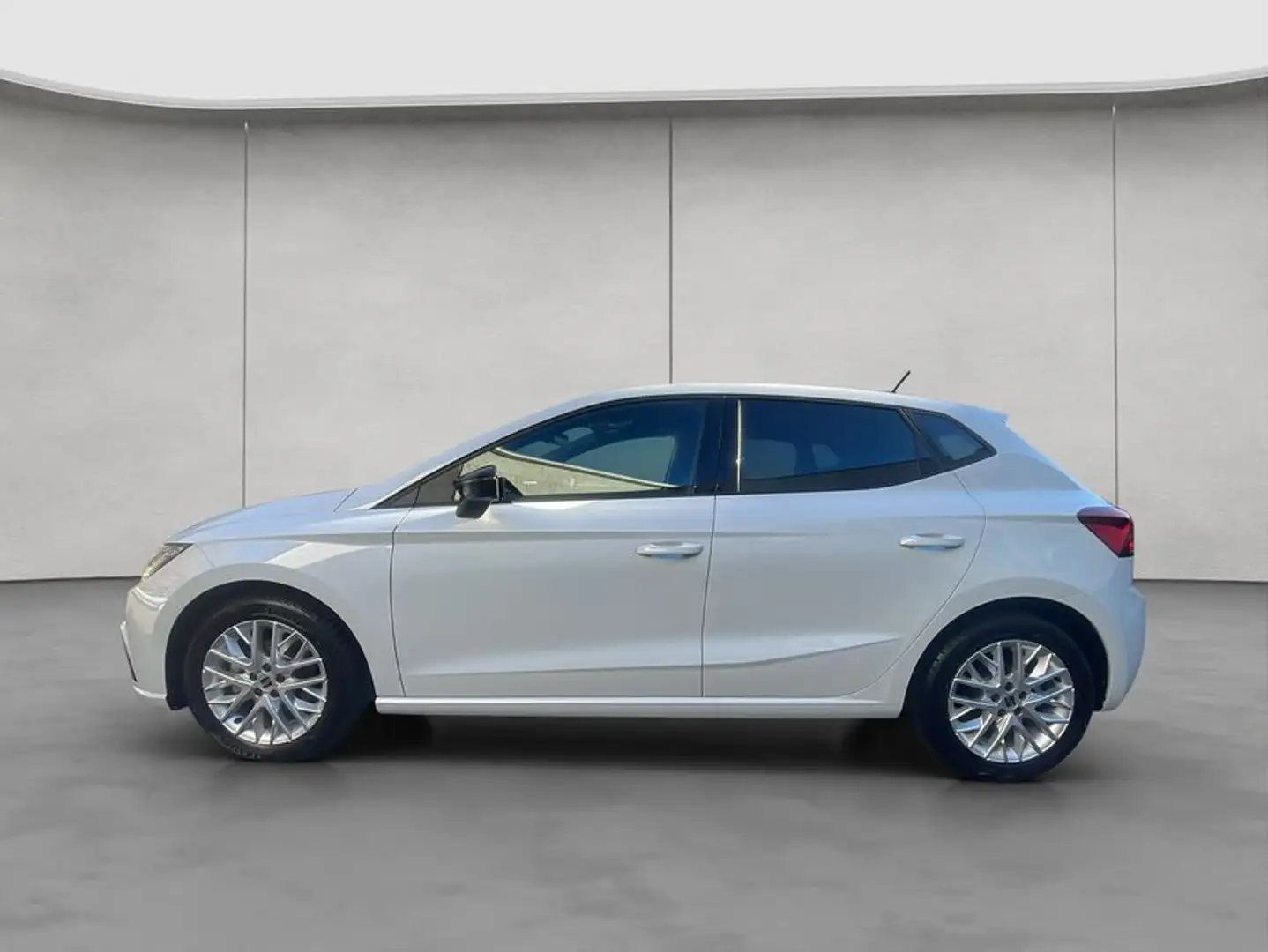SEAT Ibiza FR 1.0 TSI DSG Kamera/LED/Navi Weiß - 2