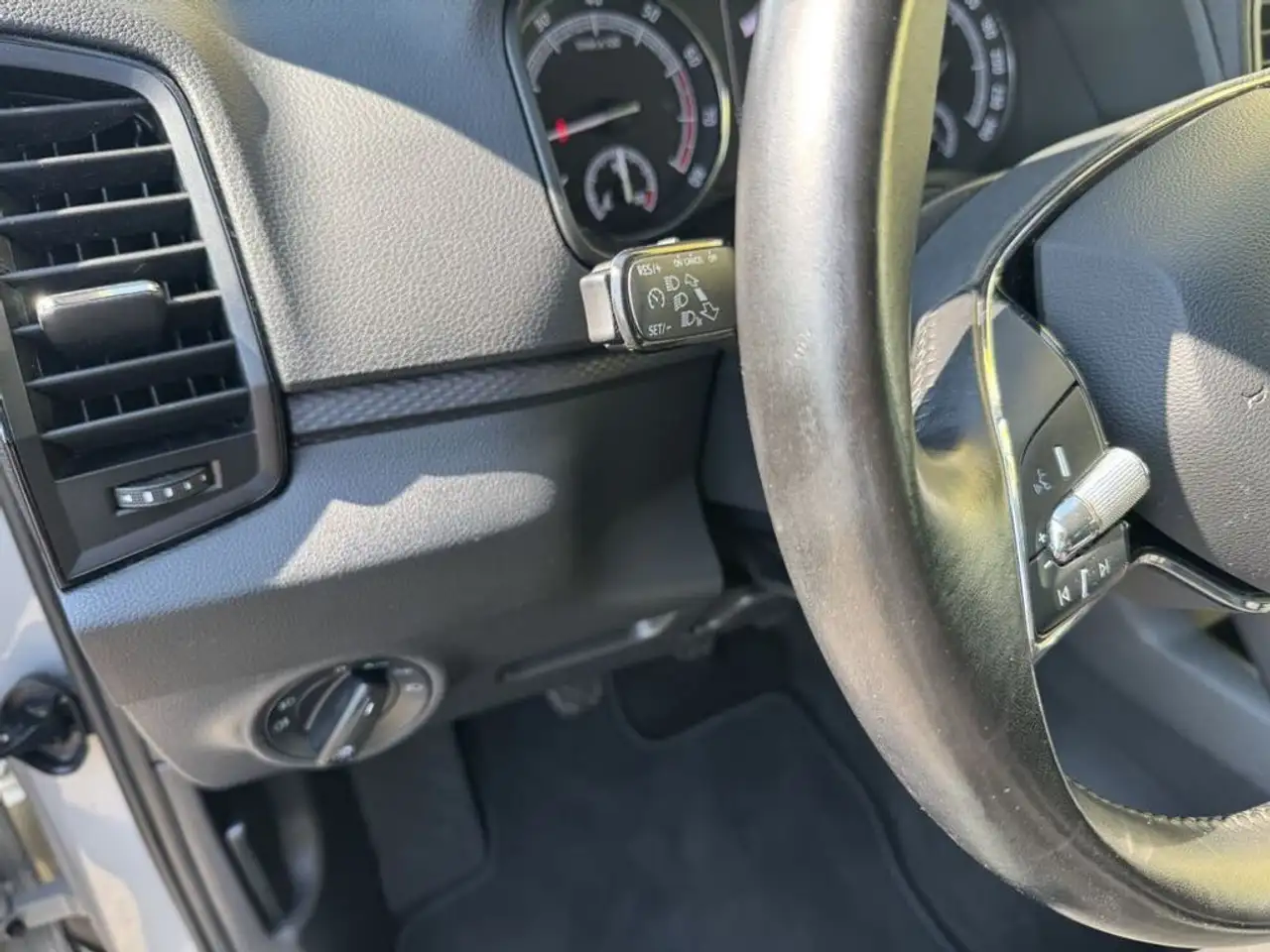 Skoda Karoq 1.0 TSI — photo 19 sur 30