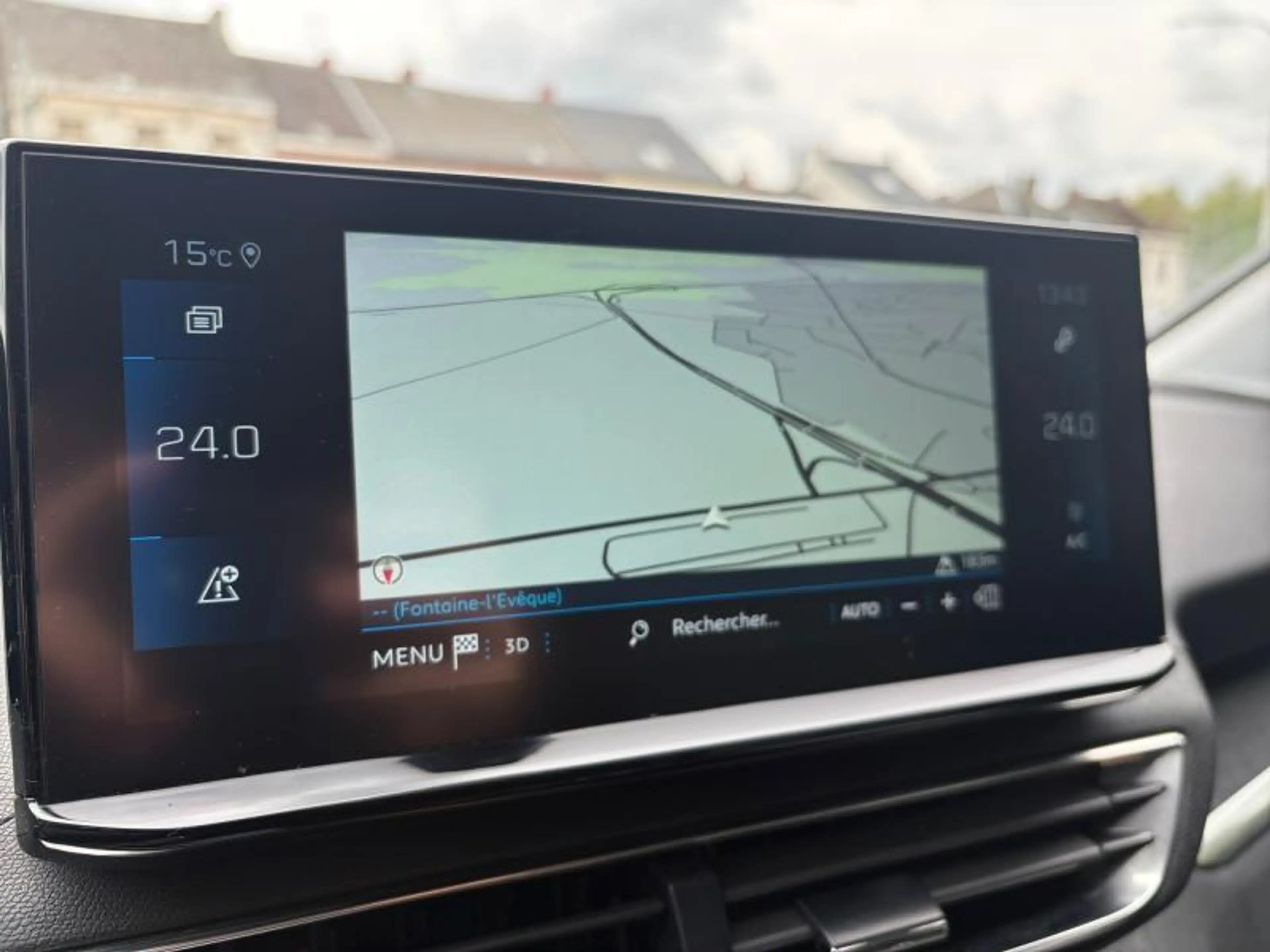 Peugeot 5008 1.5HDi 130cv Noir 01/22 67934km Clim GPS — photo 12