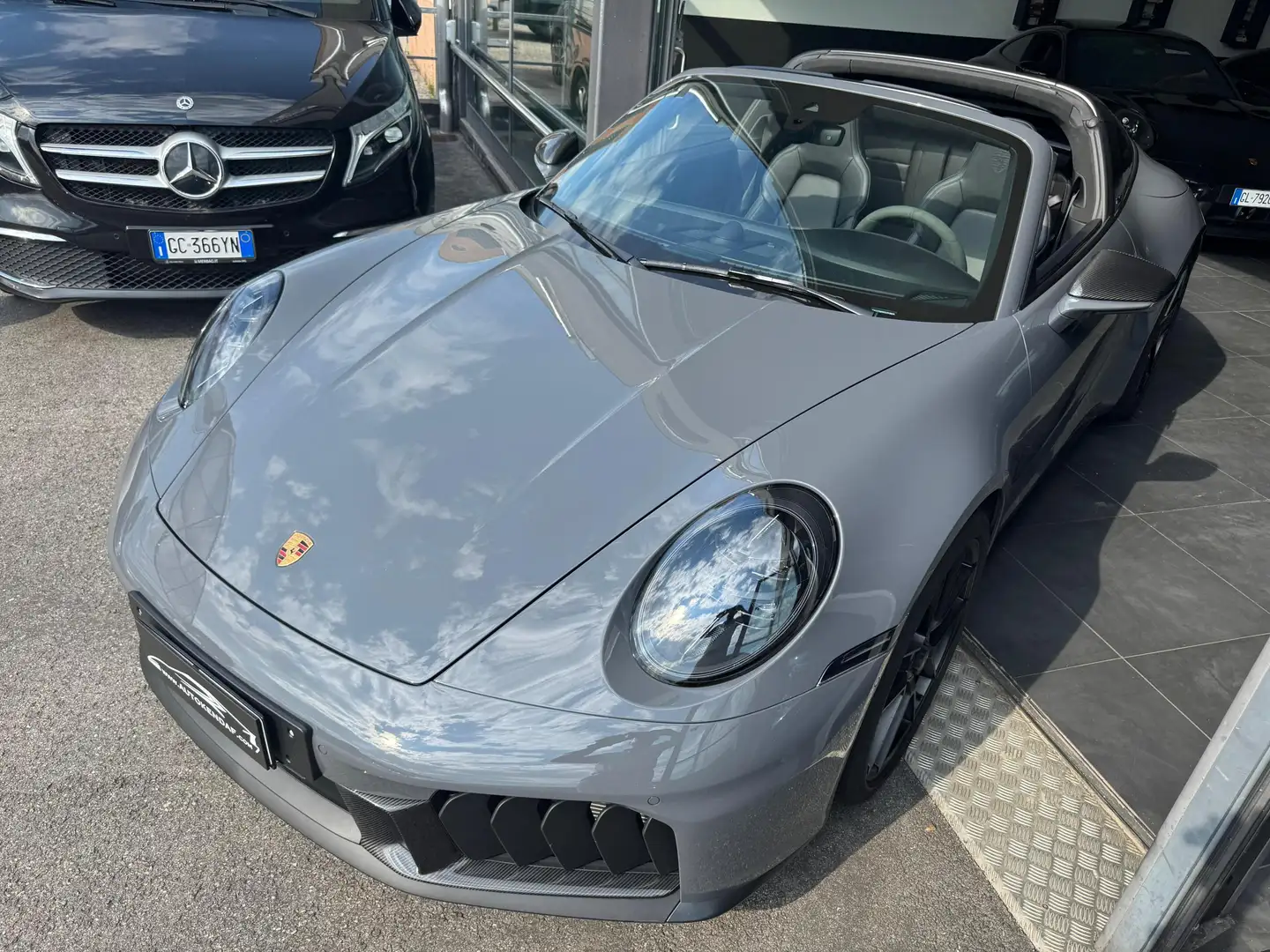 Porsche 992 992.2 911 Targa 4 GTS Pak Sportdeign Carbonio Bose Grigio - 2