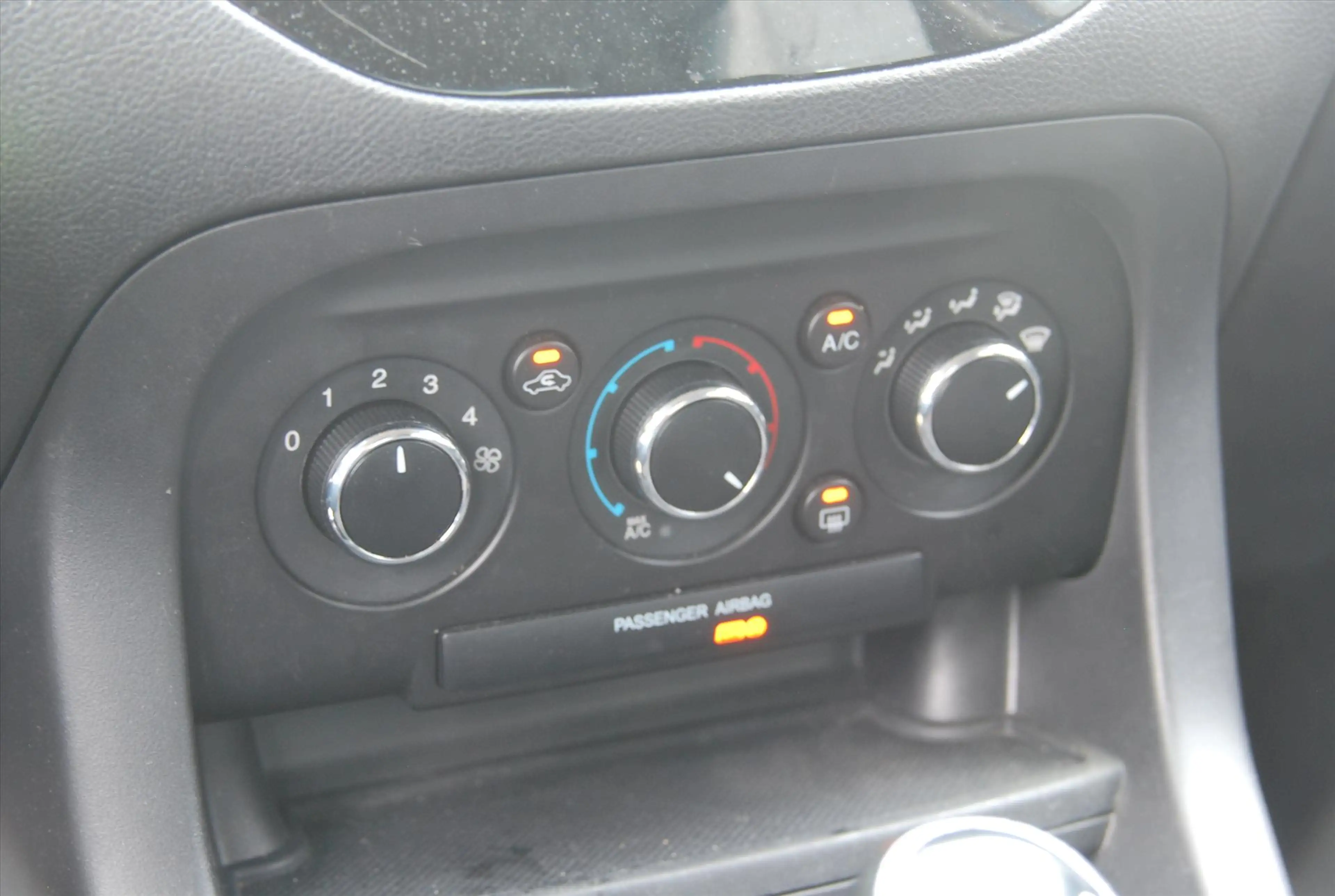 Ford Ka/Ka+ 1.2 70pk Trend Essential — photo 7