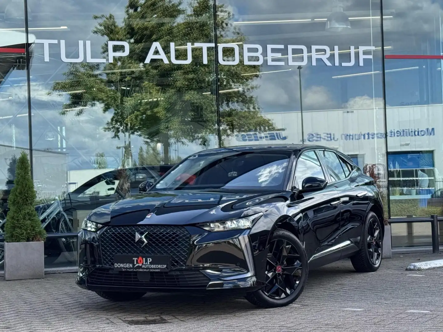 DS Automobiles DS 4 1.2 PureTech Performance Line+ Zeer mooi Dealer 1e Noir - 2