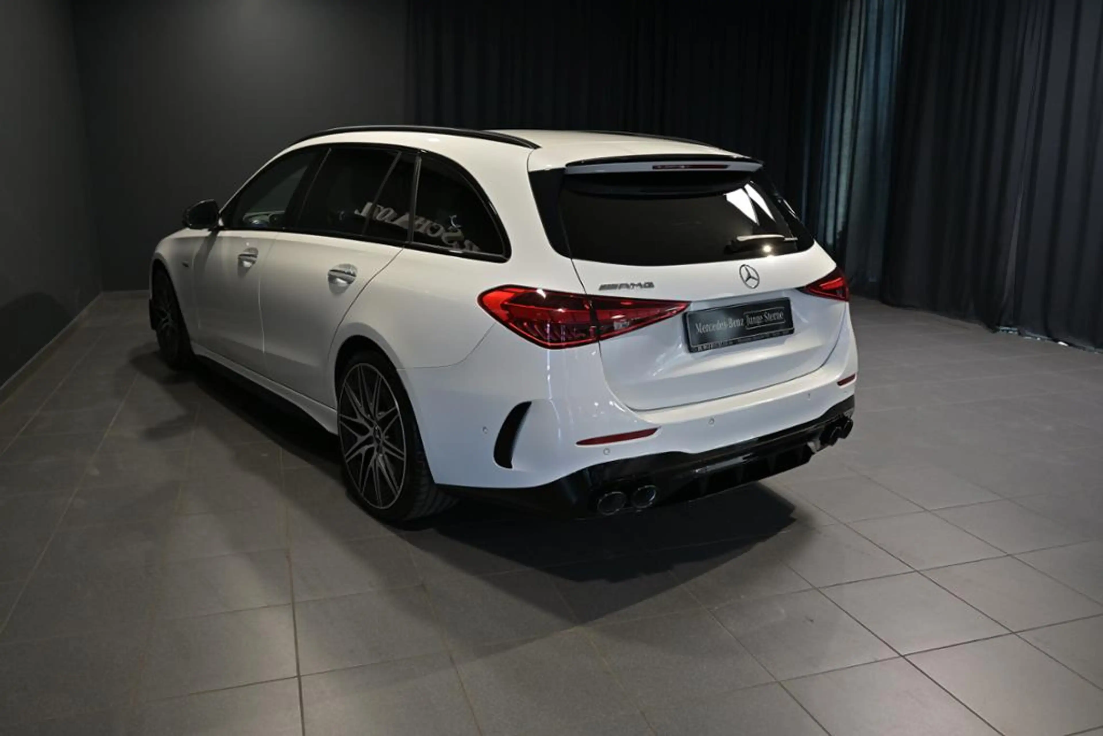 Mercedes-Benz C 43 AMG C 43 T AMG 4M PANO/HUD/NIGHT/SOUND/360 — photo 2